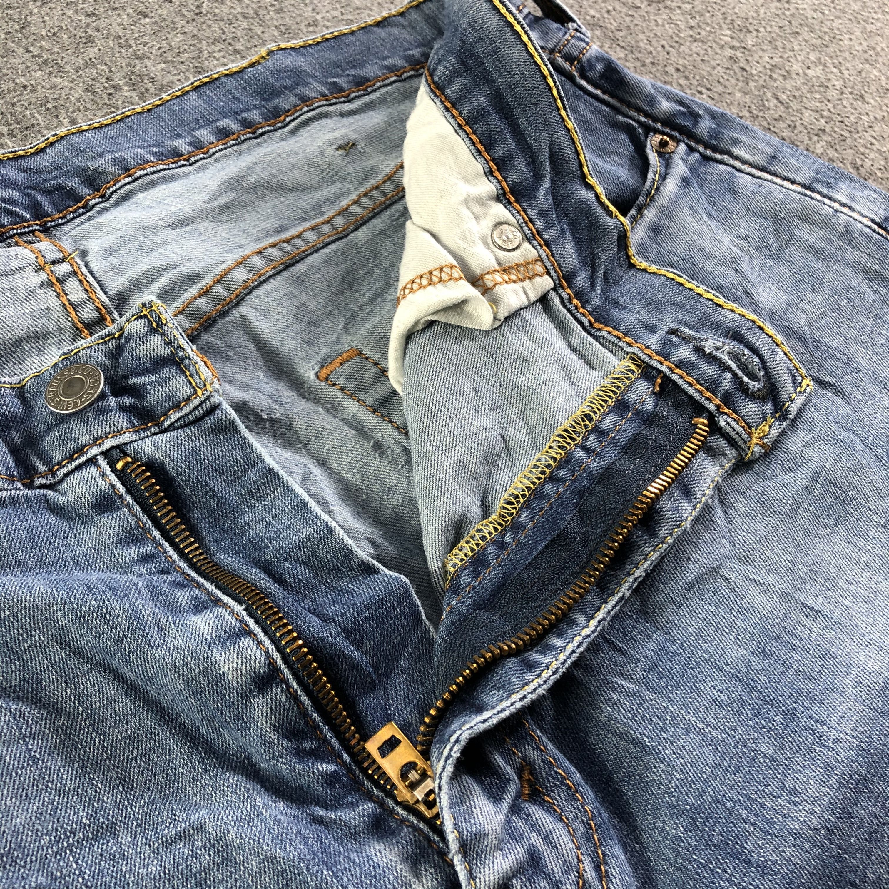 Levi's 90s Vintage Blue Wash Levis 559 Jeans-J4268 Size US 38 / EU 54 - 10 Thumbnail