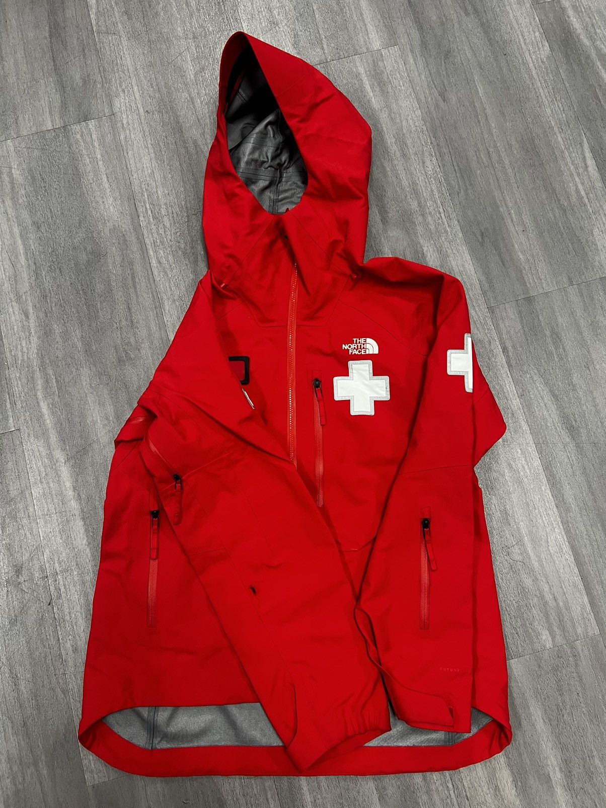 The North Face The North Face Red Cross Ski Powder Patrol Jacket Size L / US 10 / IT 46 - 3 Thumbnail