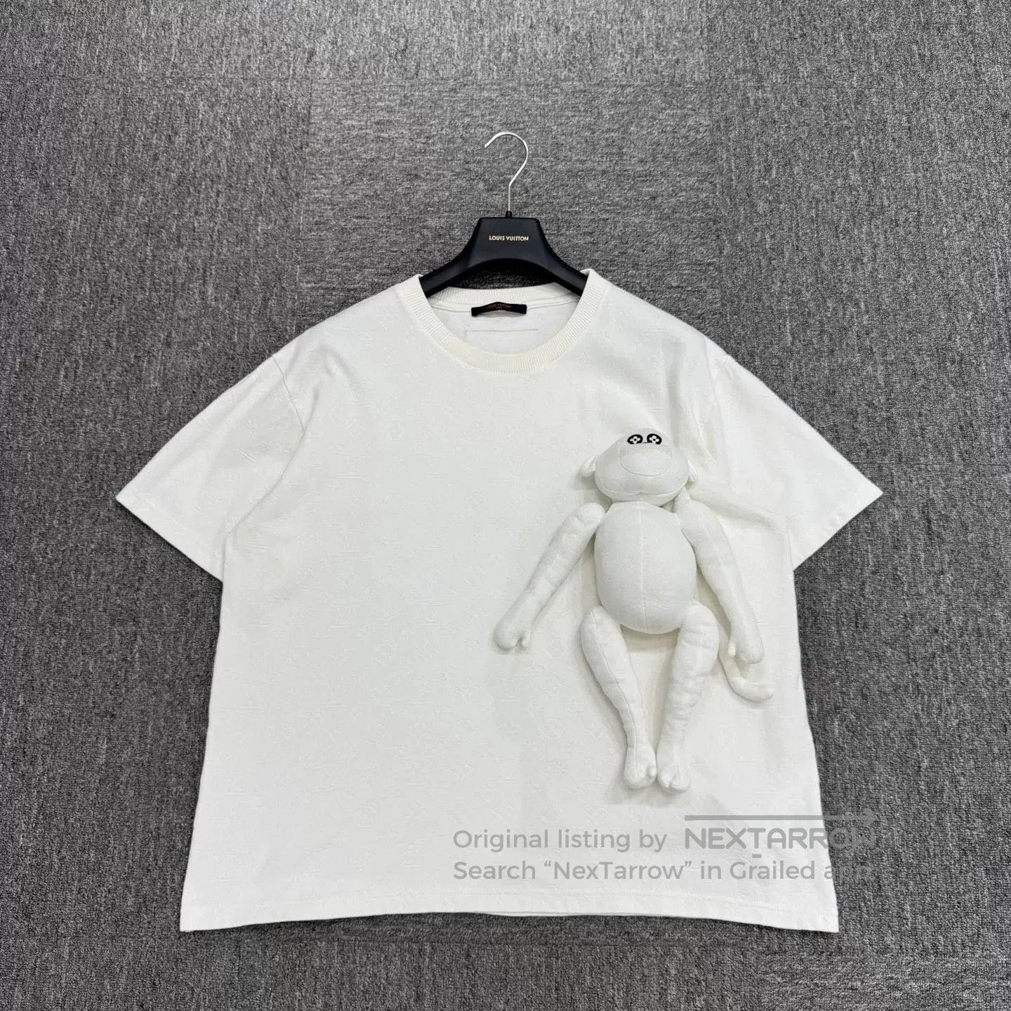 Louis Vuitton Louis Vuitton LV Doll Short Sleeve. Size US XXL / EU 58 / 5 - 1 Thumbnail