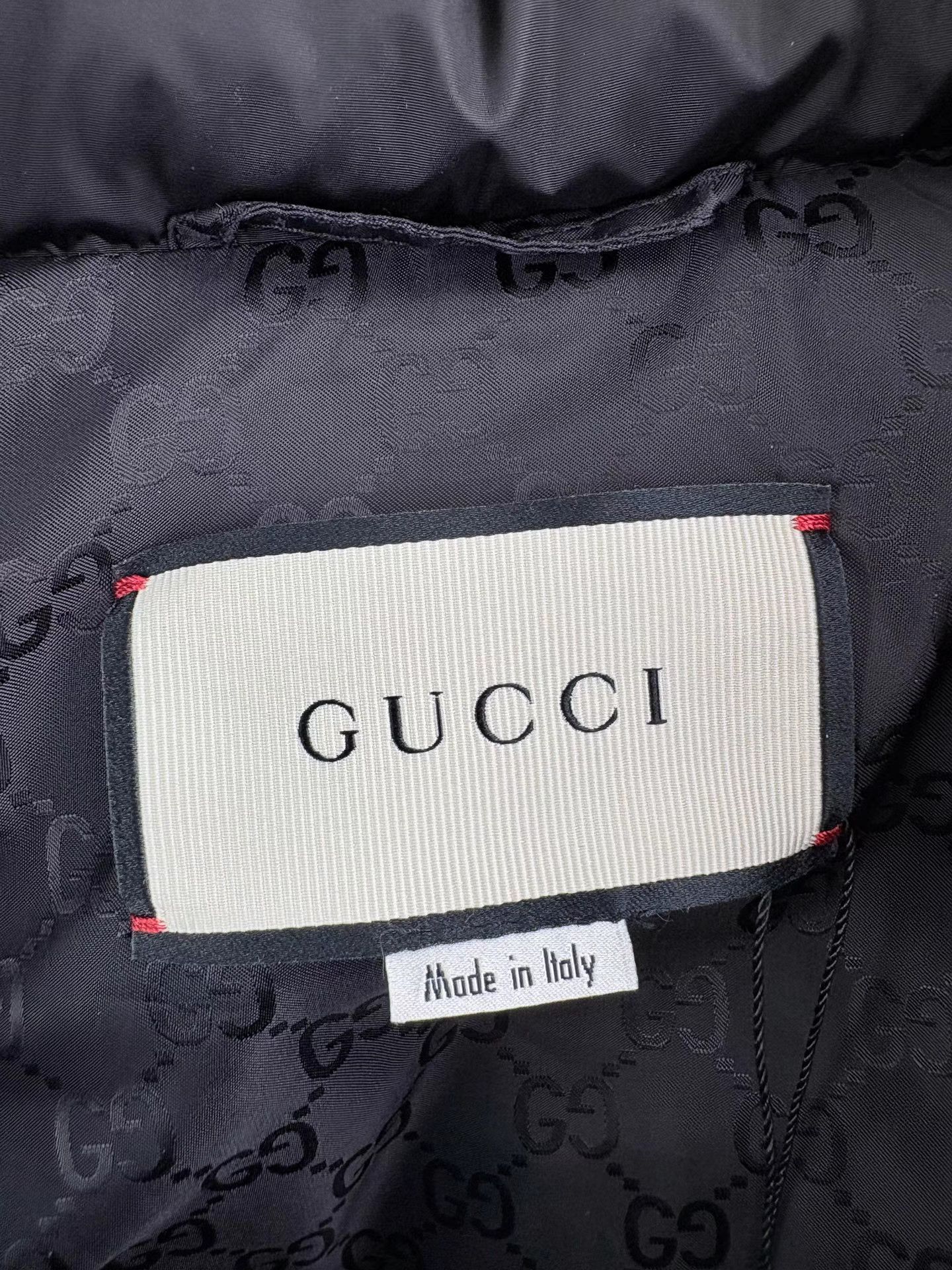 Gucci GUCCI Black Full GG Logo Lined Goose Down Vest Size US S / EU 44-46 / 1 - 4 Thumbnail