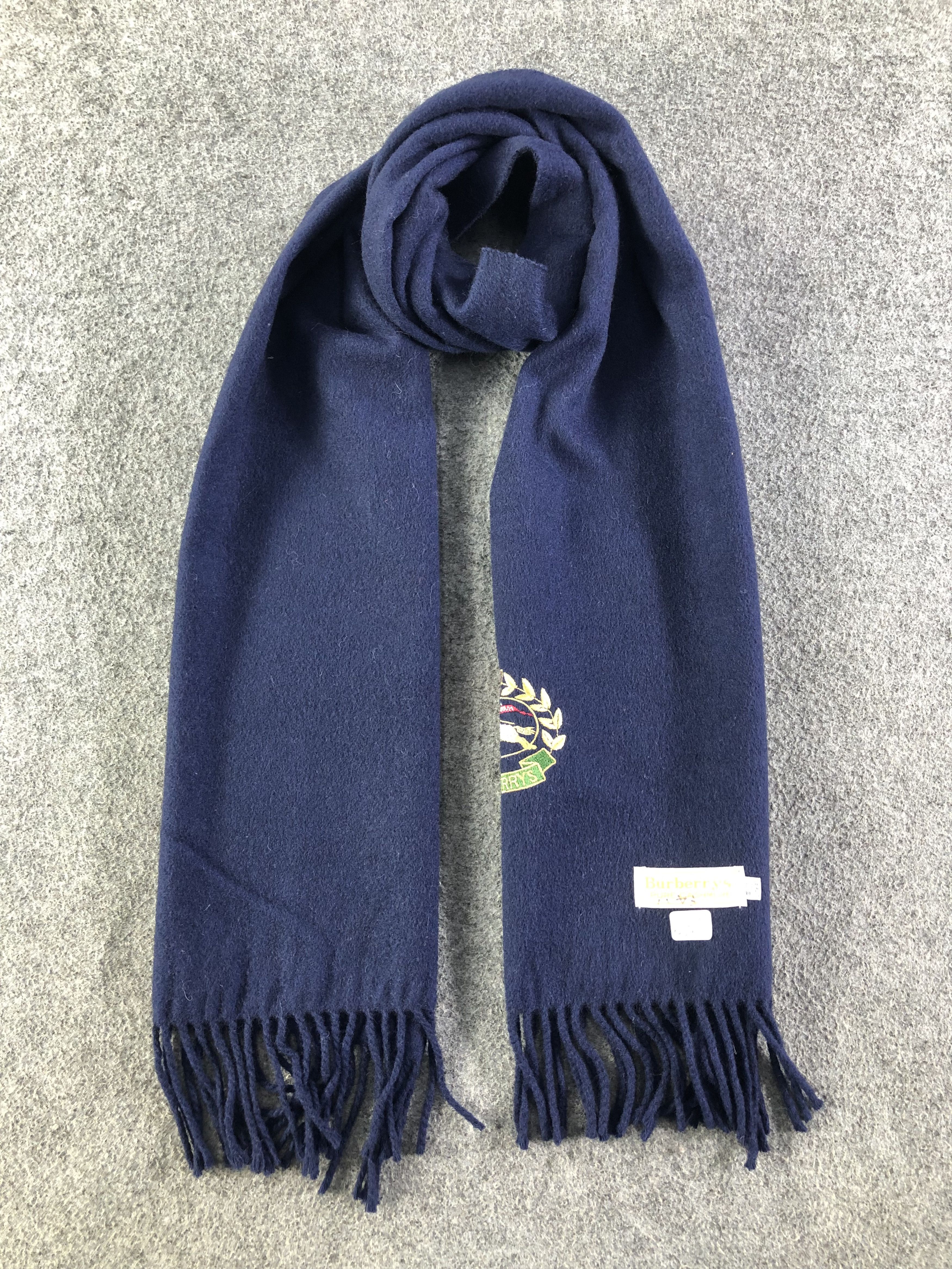 Burberry Burberry Cashmere Scarf / Muffler / Neckwear Size ONE SIZE - 1 Thumbnail