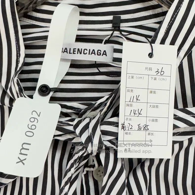 Balenciaga Balenciaga Back Letter Logo Striped Shirt Size XS / US 0-2 / IT 36-38 - 2 Thumbnail