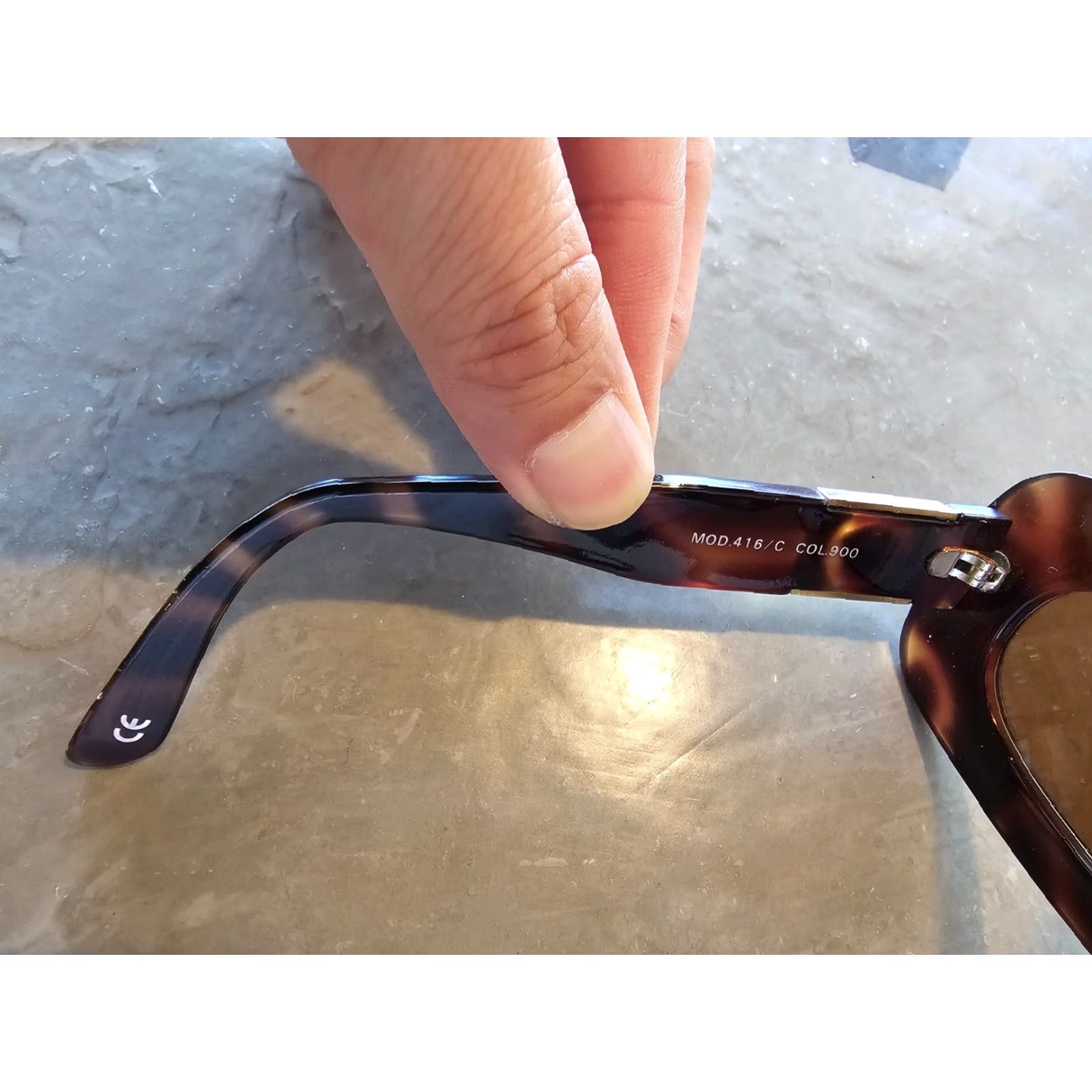 Versace VINTAGE GIANNI VERSACE Sunglasses 1996 MOD.416/C COL.900 Women Brown Polarized Retro Sunglasses Mens Womens Size ONE SIZE - 3 Thumbnail