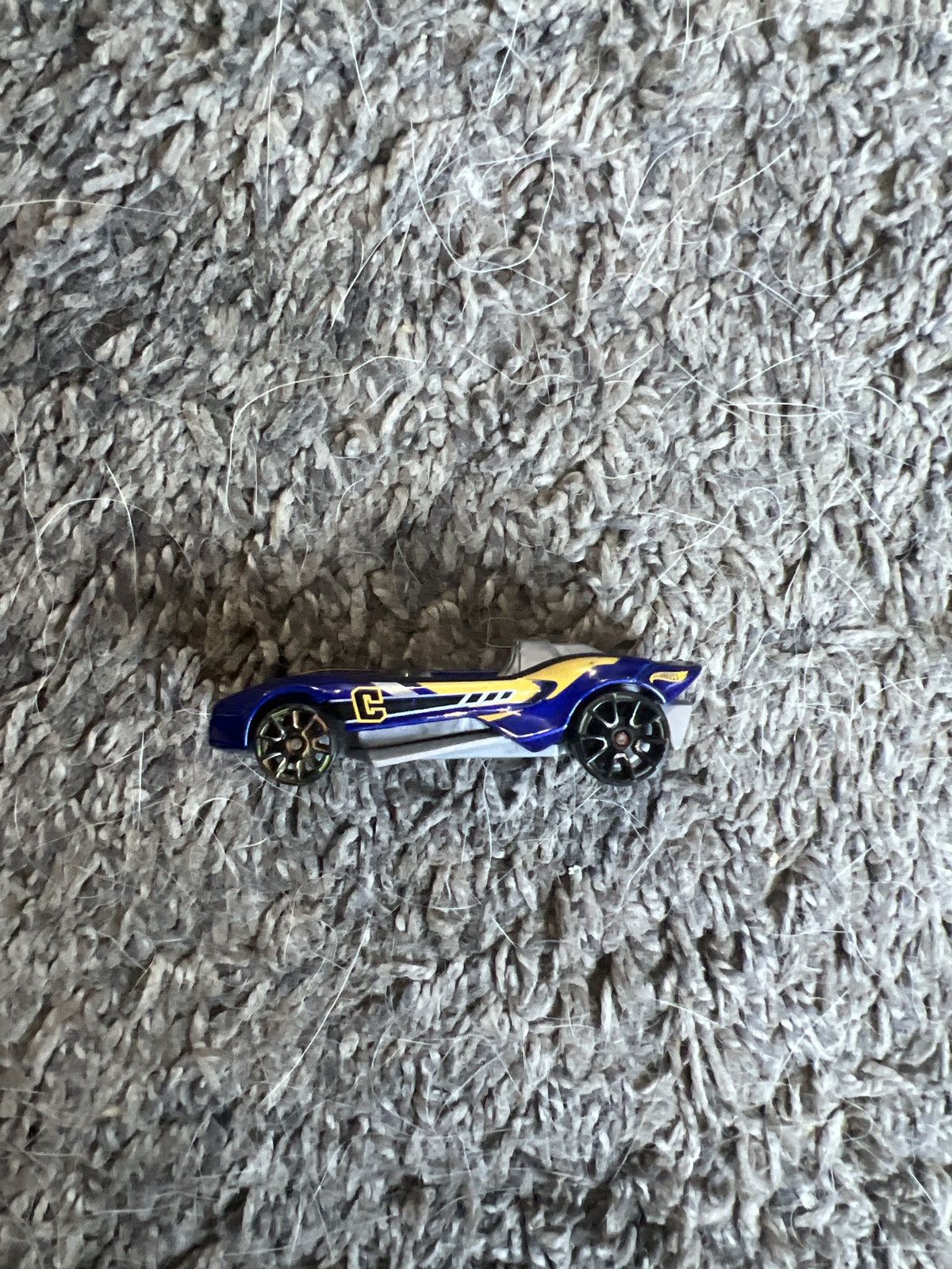 Hypebeast 2014 Mattel Hot Wheels Carbonic Size ONE SIZE - 3 Thumbnail