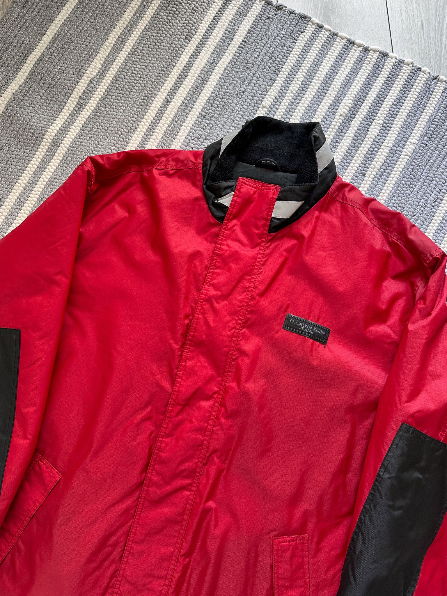 Calvin Klein Vintage Calvin Klein Jeans Windbreaker Jacket Size US L / EU 52-54 / 3 - 4 Thumbnail