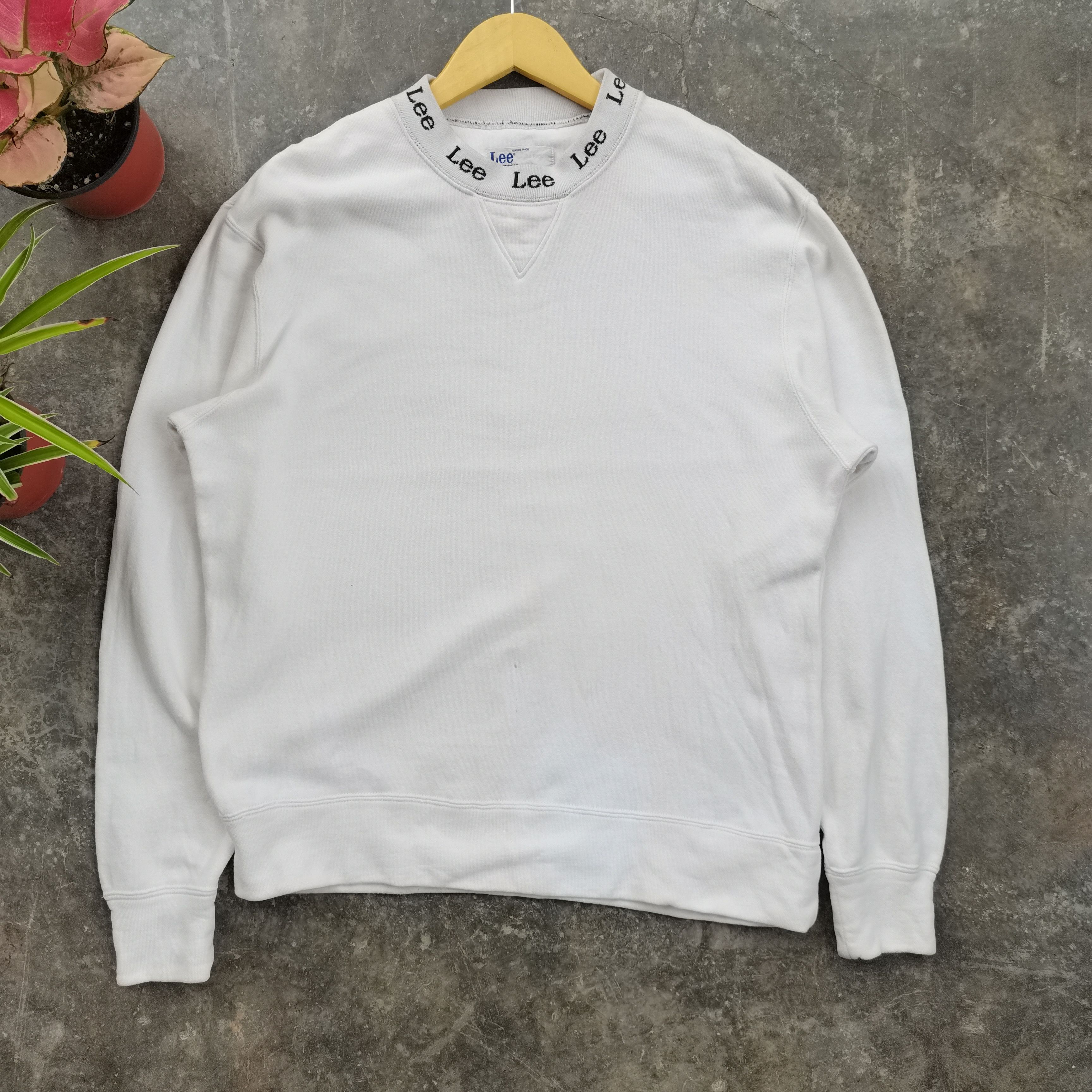 Lee × Vintage Vintage 90s LEE Sportwear Union Made White Sweatshirt Size US L / EU 52-54 / 3 - 3 Thumbnail