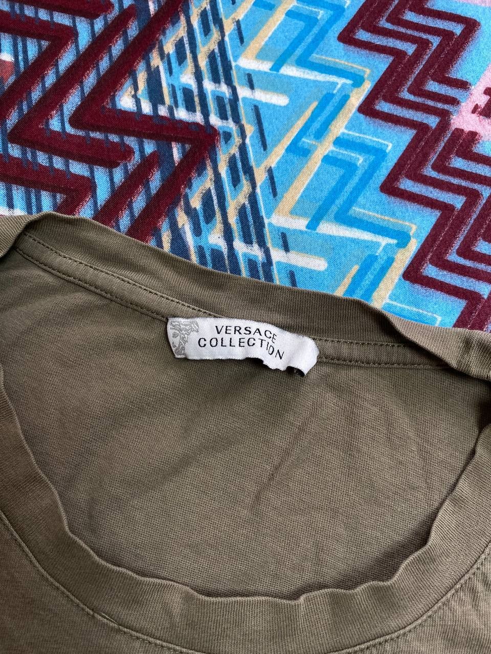 Versace Streetwear T-Shirt Versace logo Y2K Vintage luxury Size US M / EU 48-50 / 2 - 2 Thumbnail