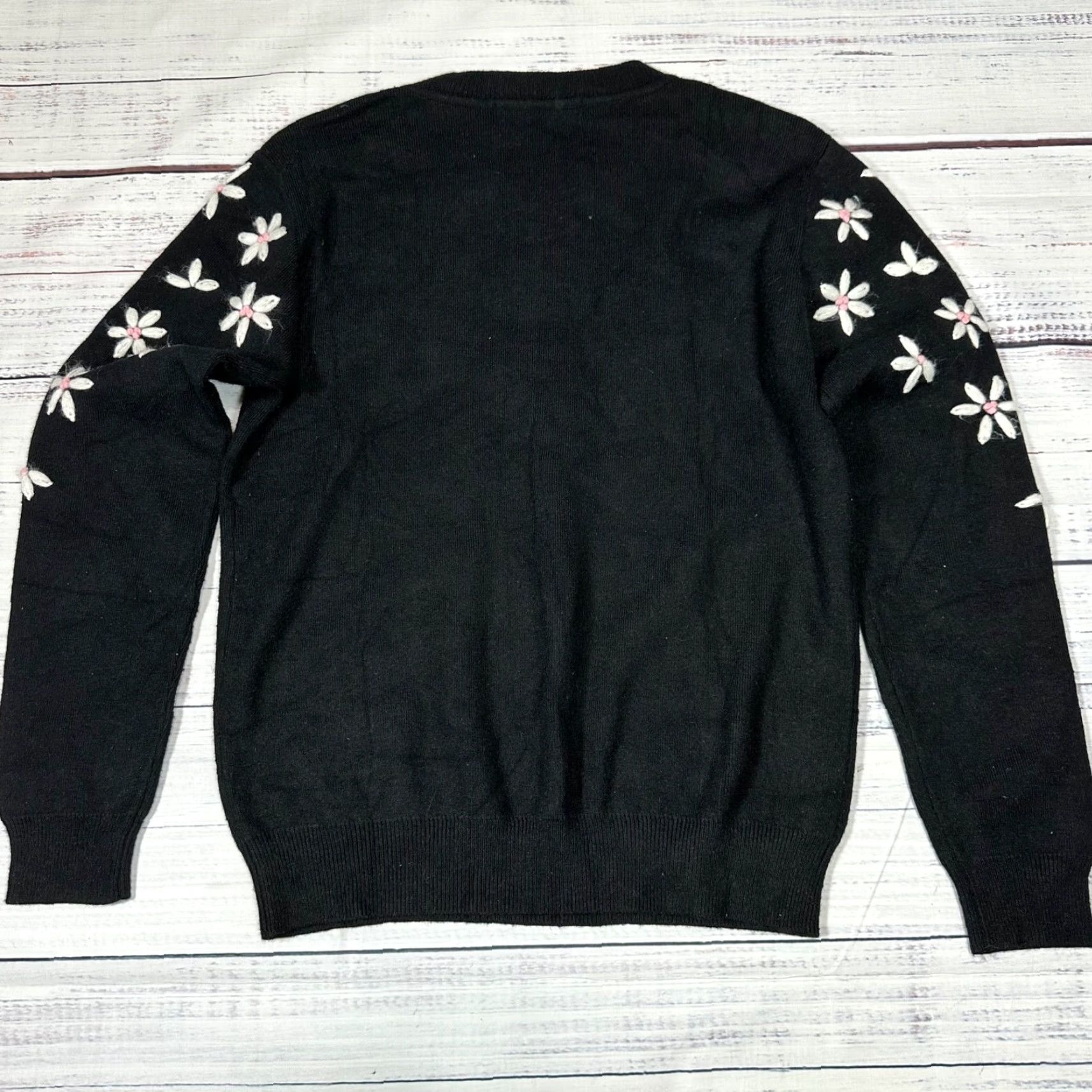 Vintage VINTAGE Simply Jud Womens Flower Embroidered Long Sleeve Sweater XS Black Wool Blend Size XS / US 0-2 / IT 36-38 - 5 Thumbnail