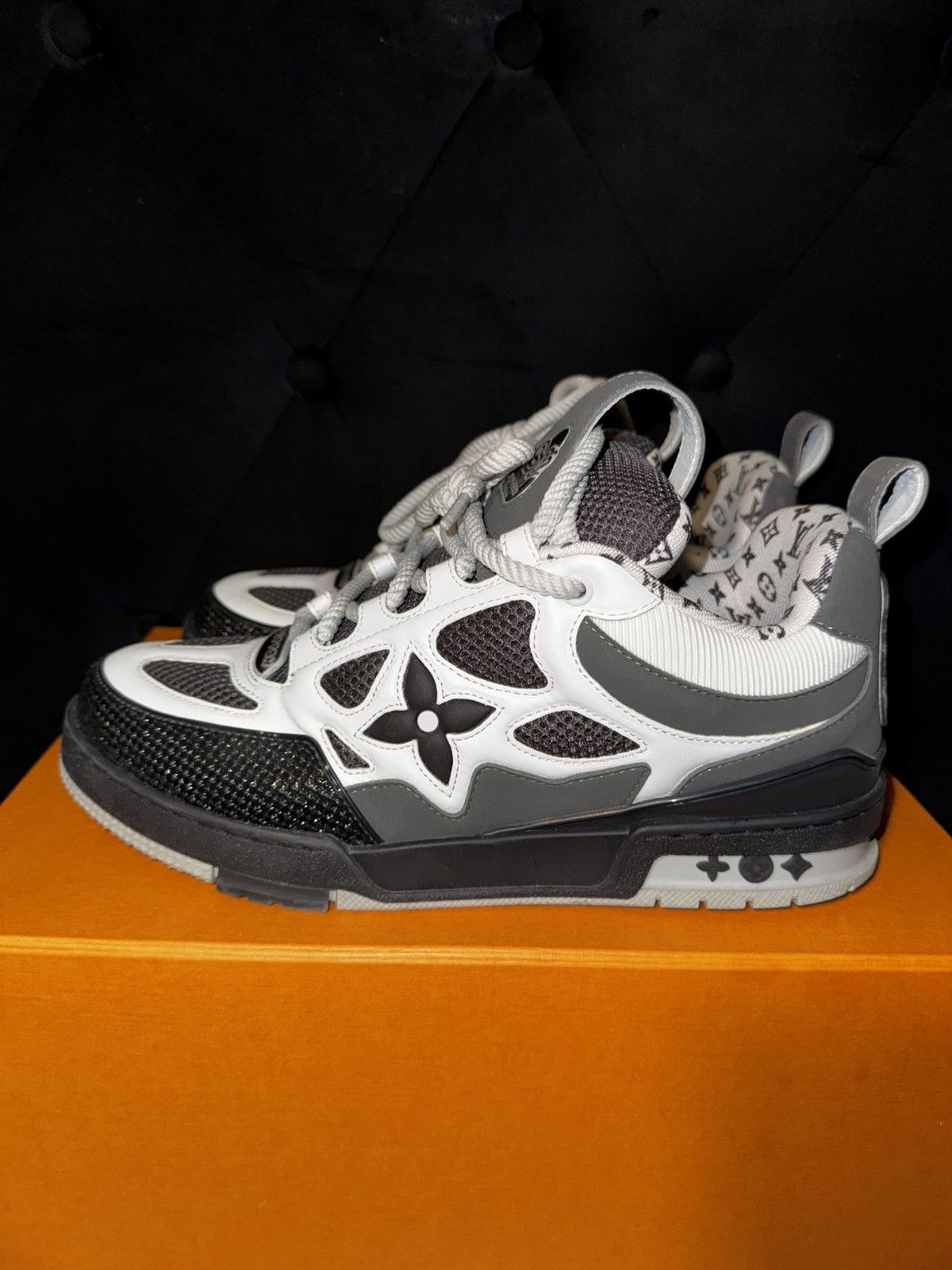 Louis Vuitton Louis Vuitton LV Skate Trainer Sneaker Size US 10 / EU 43 - 2 Thumbnail