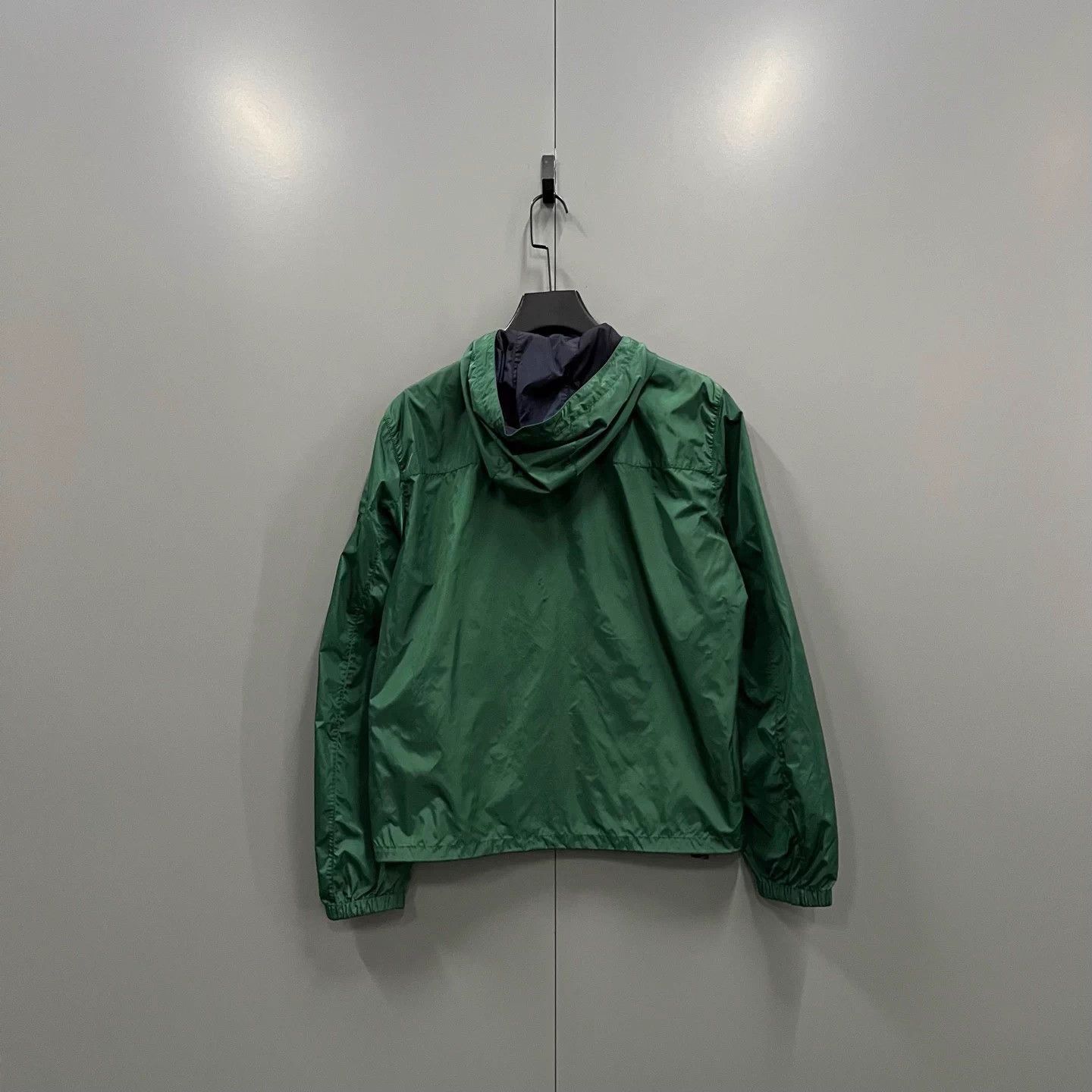 Prada PRADA green triangle logo nylon jacket size 50 Size XL / US 12-14 / IT 48-50 - 2 Thumbnail