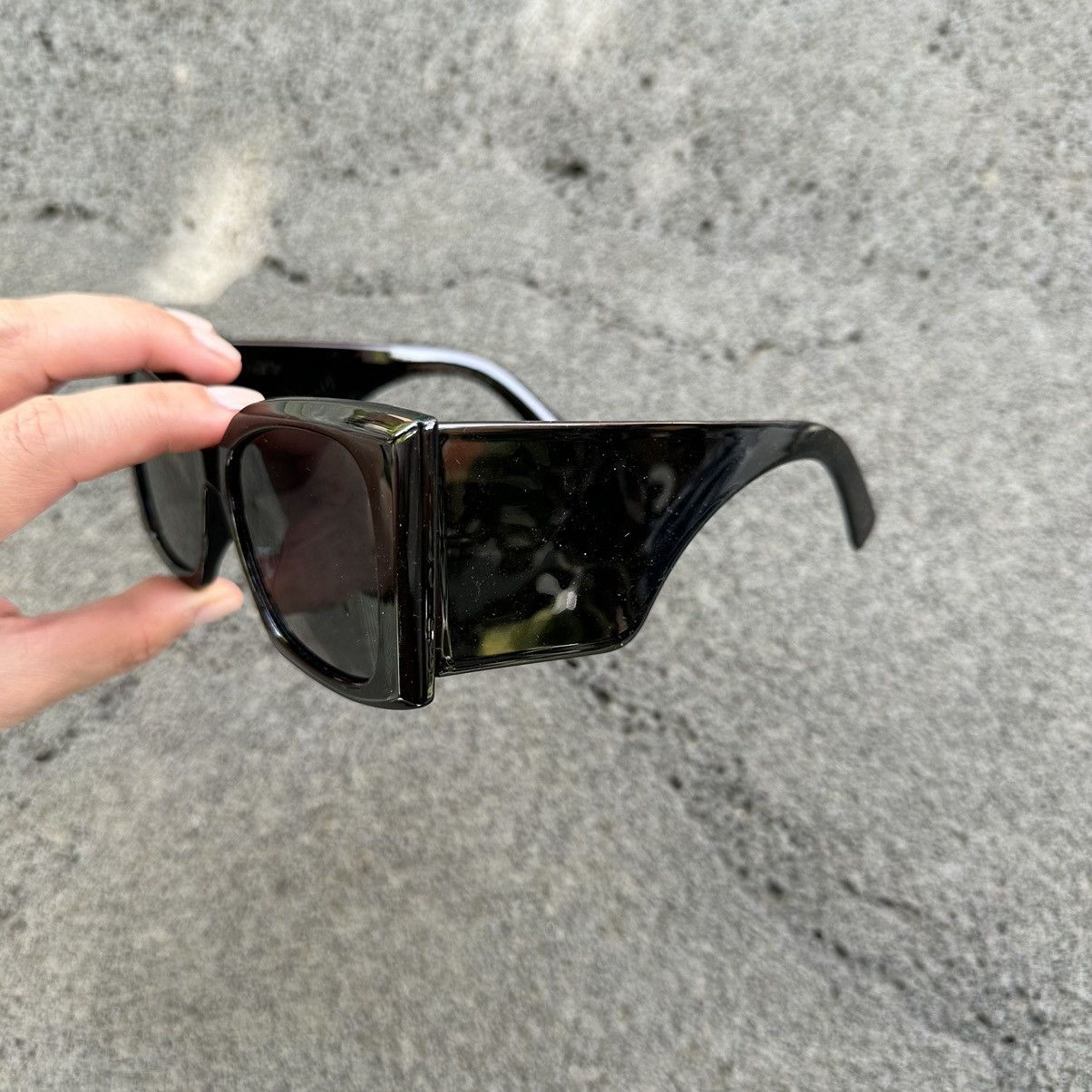 Other Y2K Unisex Sunglasses Retro Fashion Shades QB6107-01 Size ONE SIZE - 2 Thumbnail