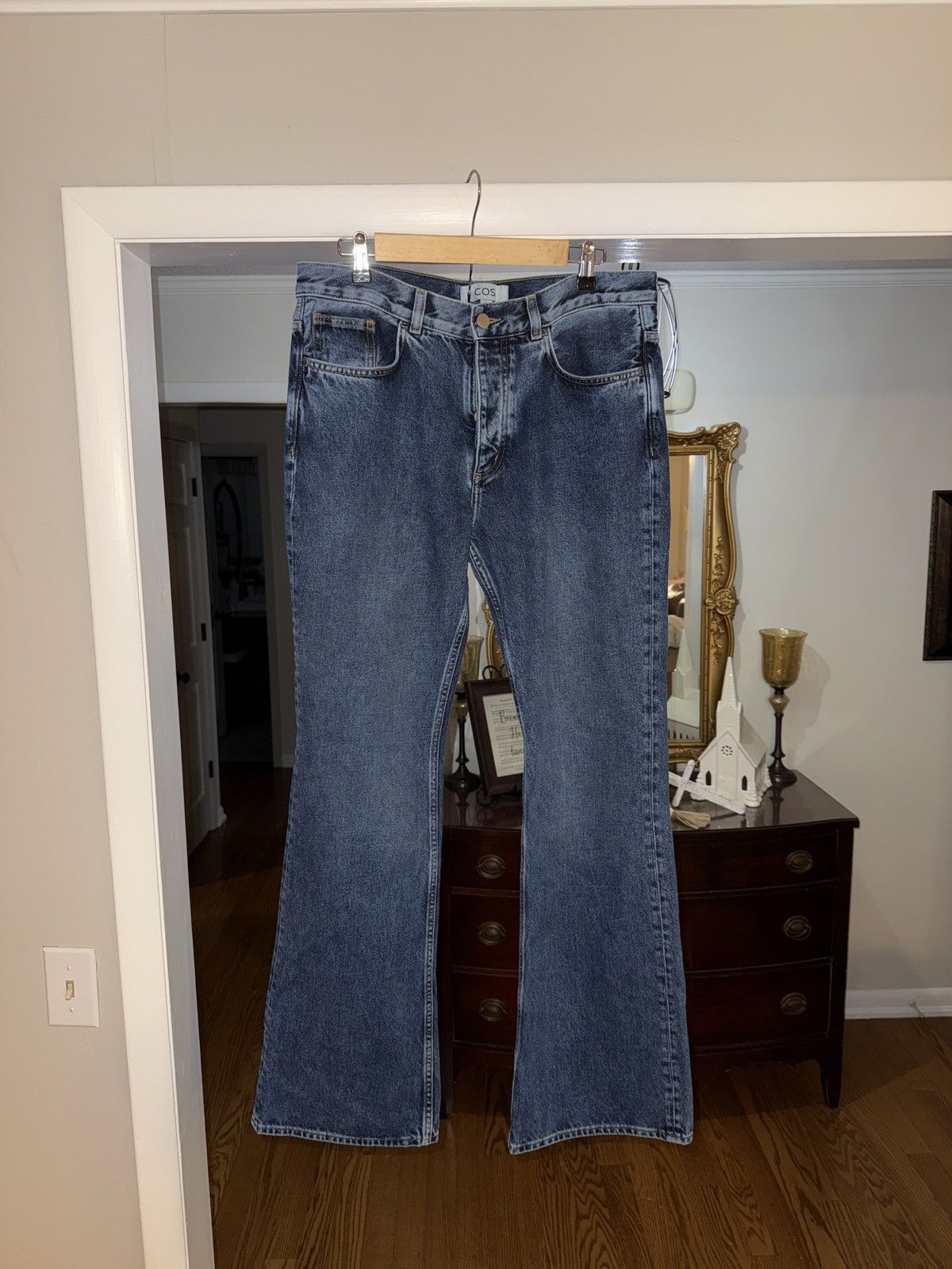 Cos 34x32 COS High-Rise Flare Jeans Size US 34 / EU 50 - 1 Thumbnail