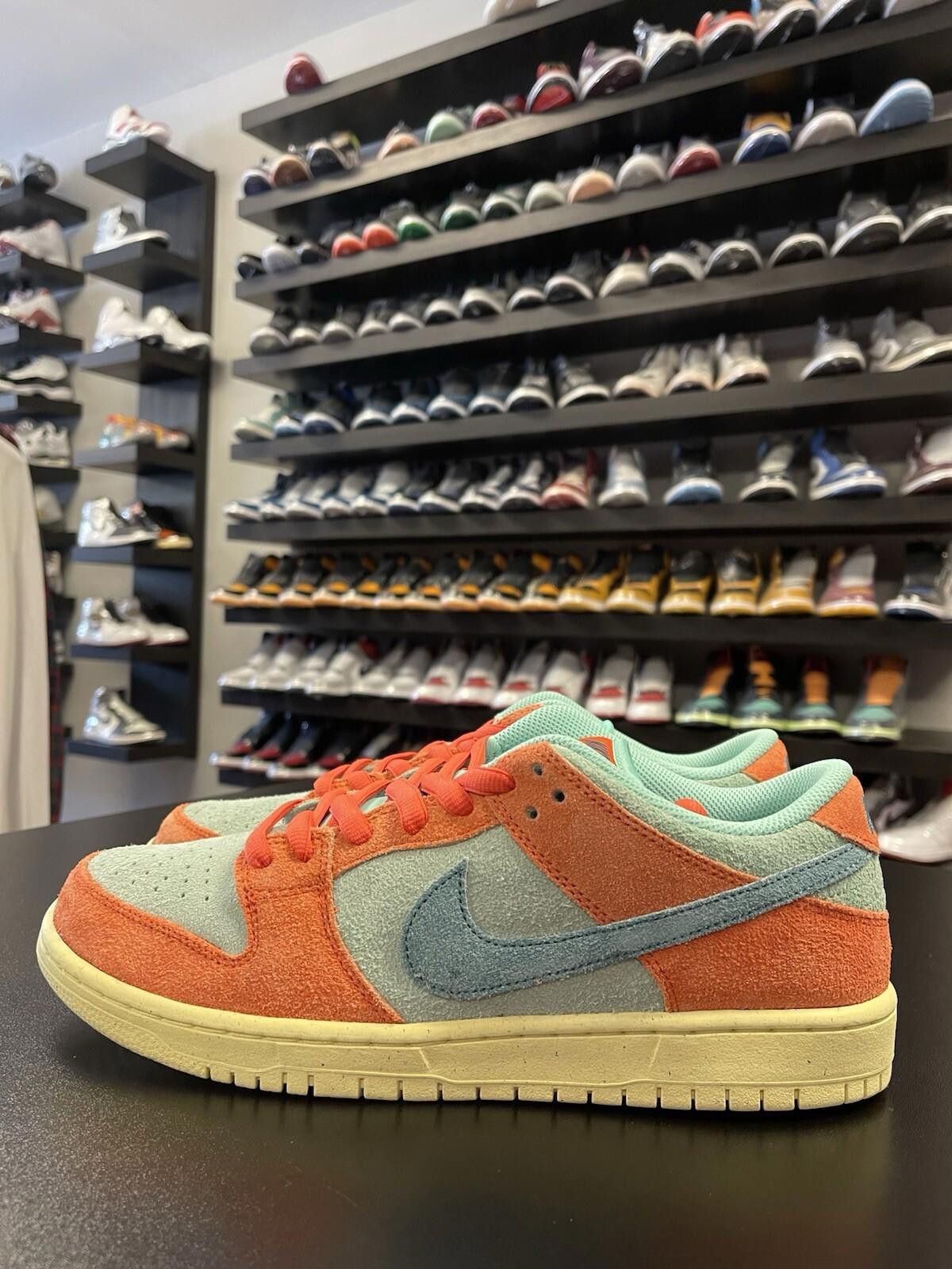 Size 10 Nike SB Dunk Low Pro PRM Orange Emerald Rise Noise