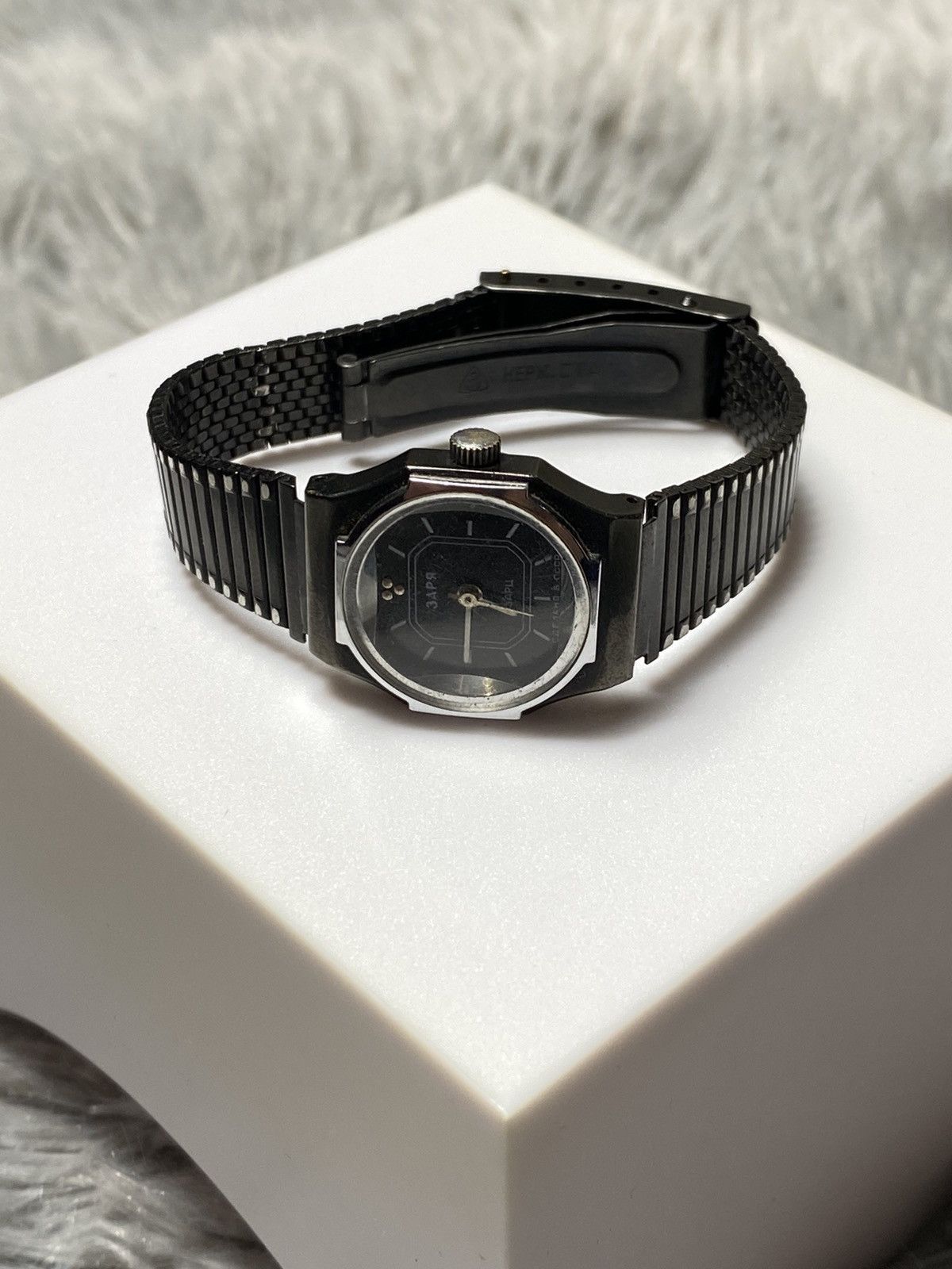 Jewelry Vintage Zarya Mechanical Watch | Japanese Brand Size ONE SIZE - 1 Thumbnail