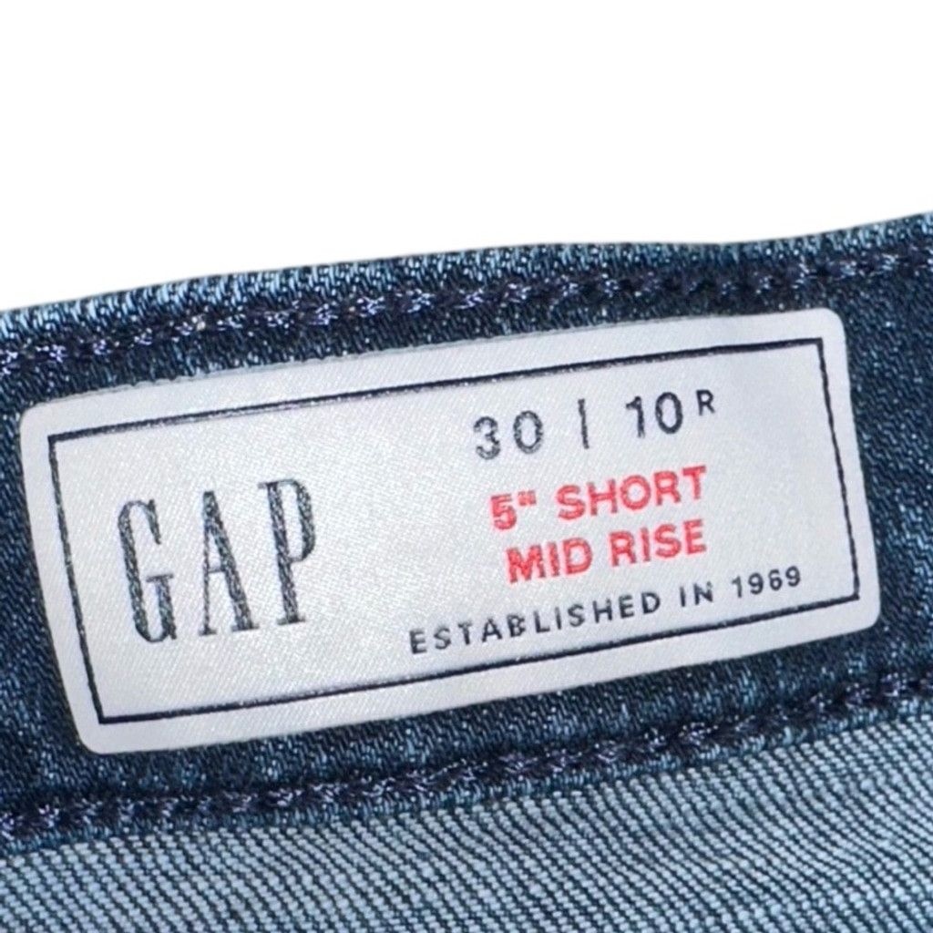 Gap GAP Women’s Jean 5” Short Mid-Rise Blue Size 30 or 10R. Size 42" / US 20 - 12 Thumbnail