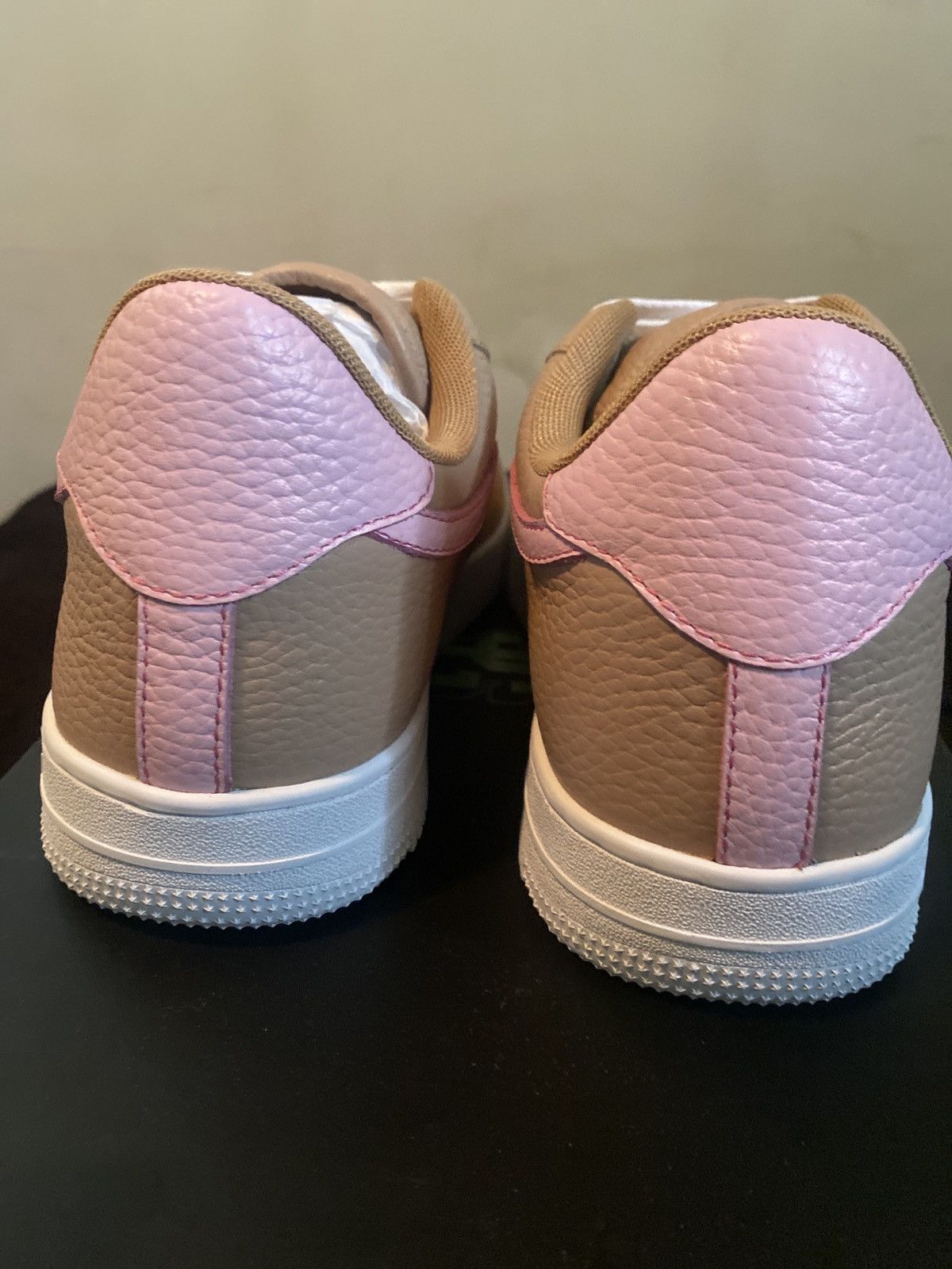 John Geiger John Geiger GF-01 Tan/Pink/White Size US 10 / EU 43 - 2 Thumbnail