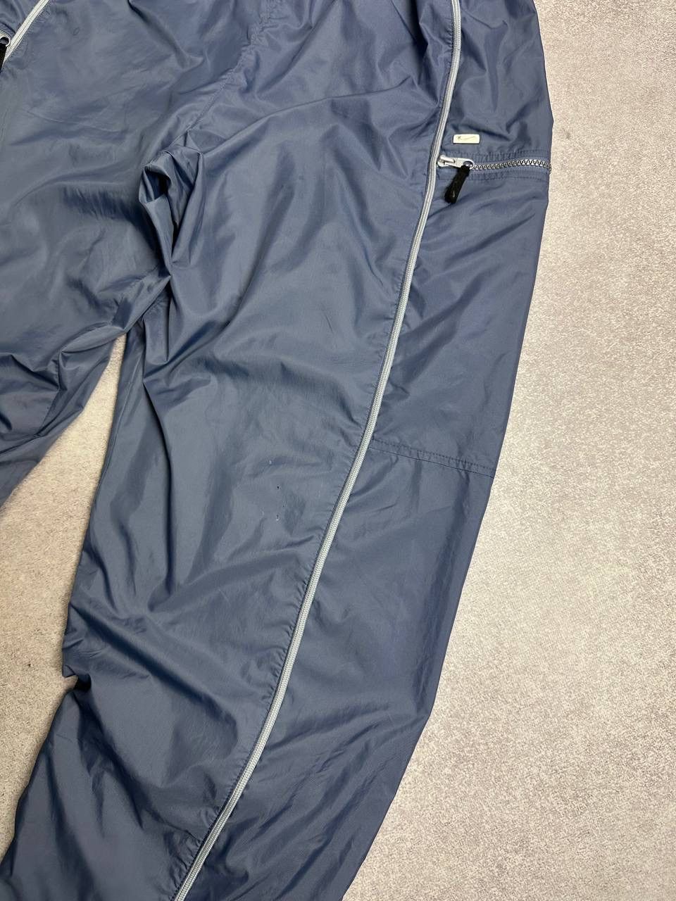 Nike Vintage Nike Swoosh Blue Nylon Track Pants Y2K L Size US 34 / EU 50 - 7 Thumbnail