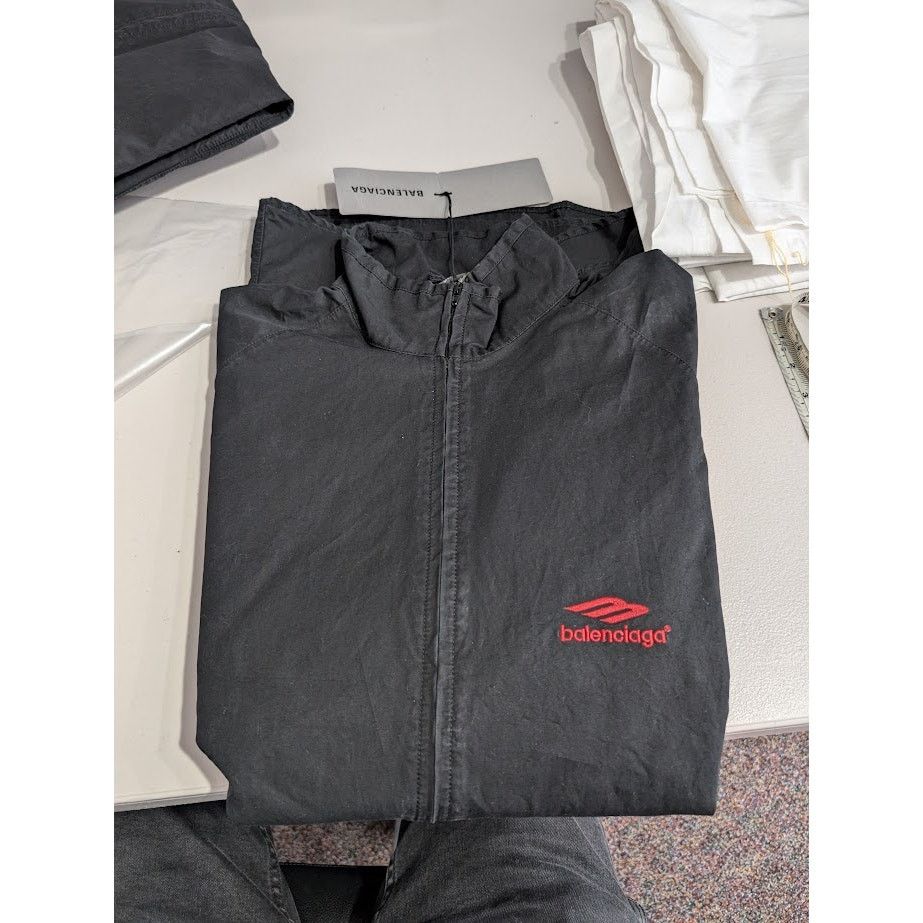 Balenciaga o1rshd1 Track Jacket in Black Size US XL / EU 56 / 4 - 19 Thumbnail