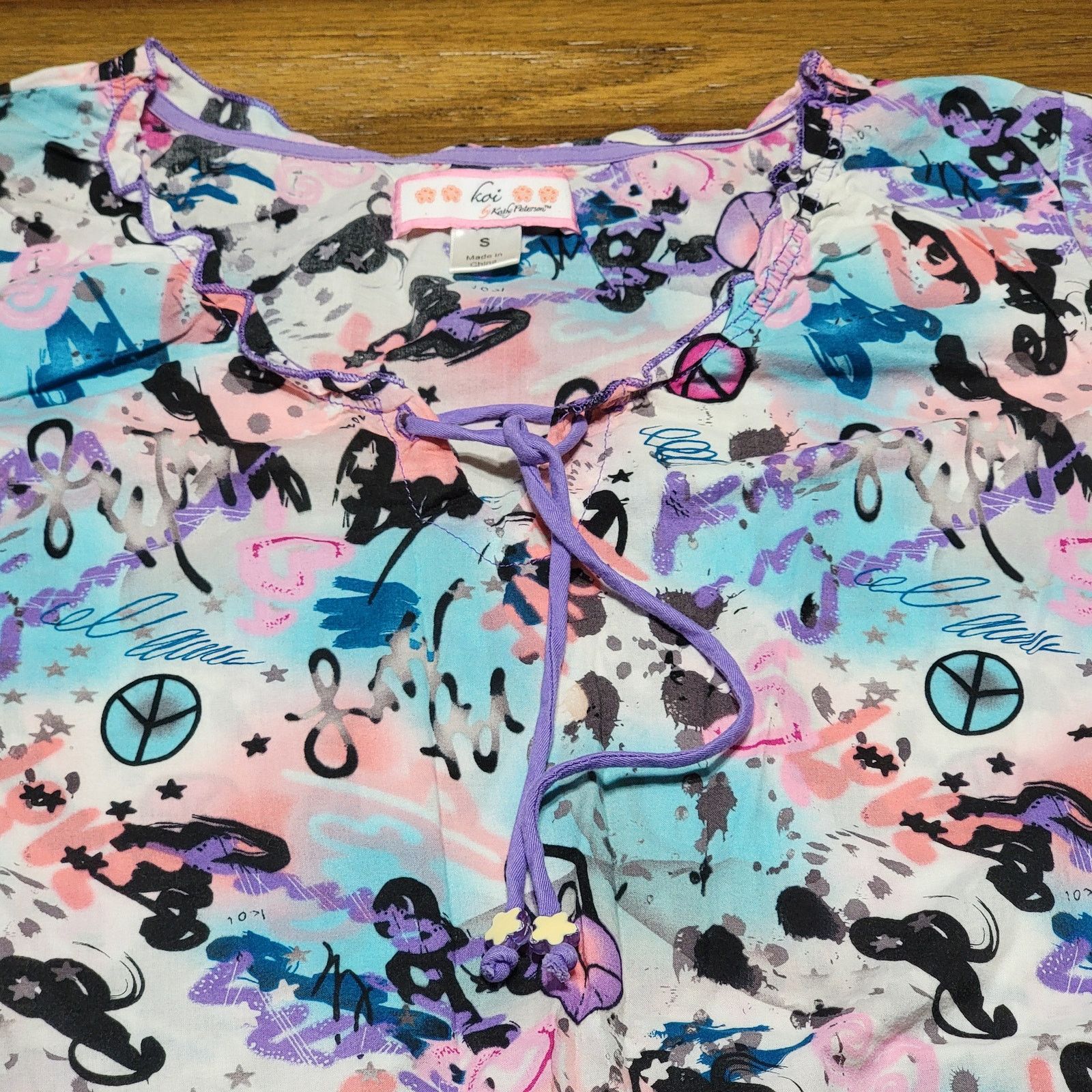 Other Koi by Kathy Peterson Scrub Blouse Abstract - Size Small Size S / US 4 / IT 40 - 2 Thumbnail