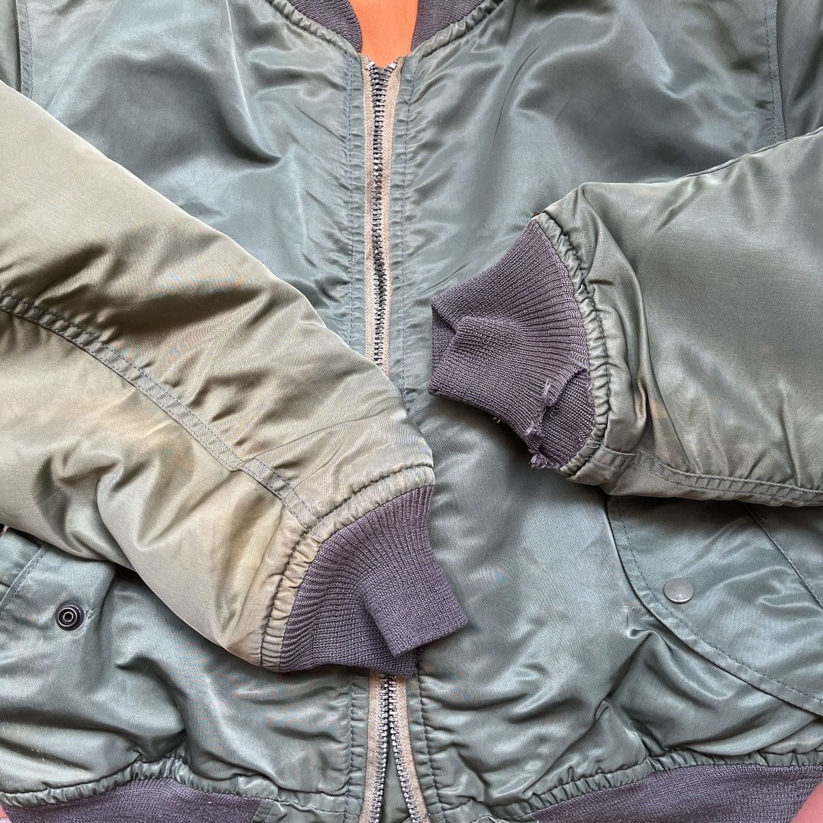 Alpha Industries × Avirex × Vintage VINTAGE ALPHA INDUSTRIES AVIREX MA-1 BOMBER FLIGHT JACKET Size US M / EU 48-50 / 2 - 14 Thumbnail
