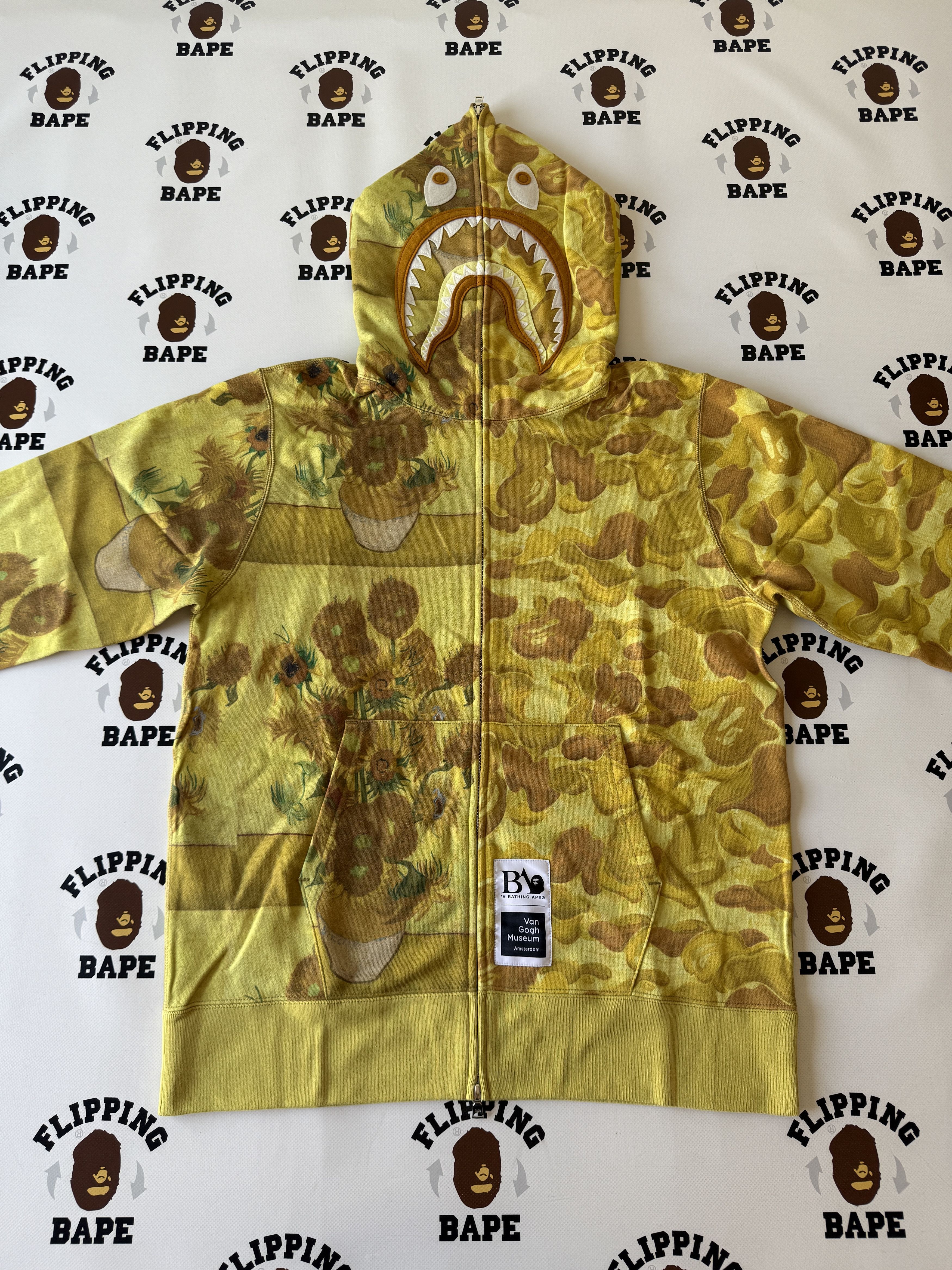 Bape BAPE X VAN GOGH MUSEUM SHARK FULL ZIP HOODIE Size US L / EU 52-54 / 3 - 10 Thumbnail