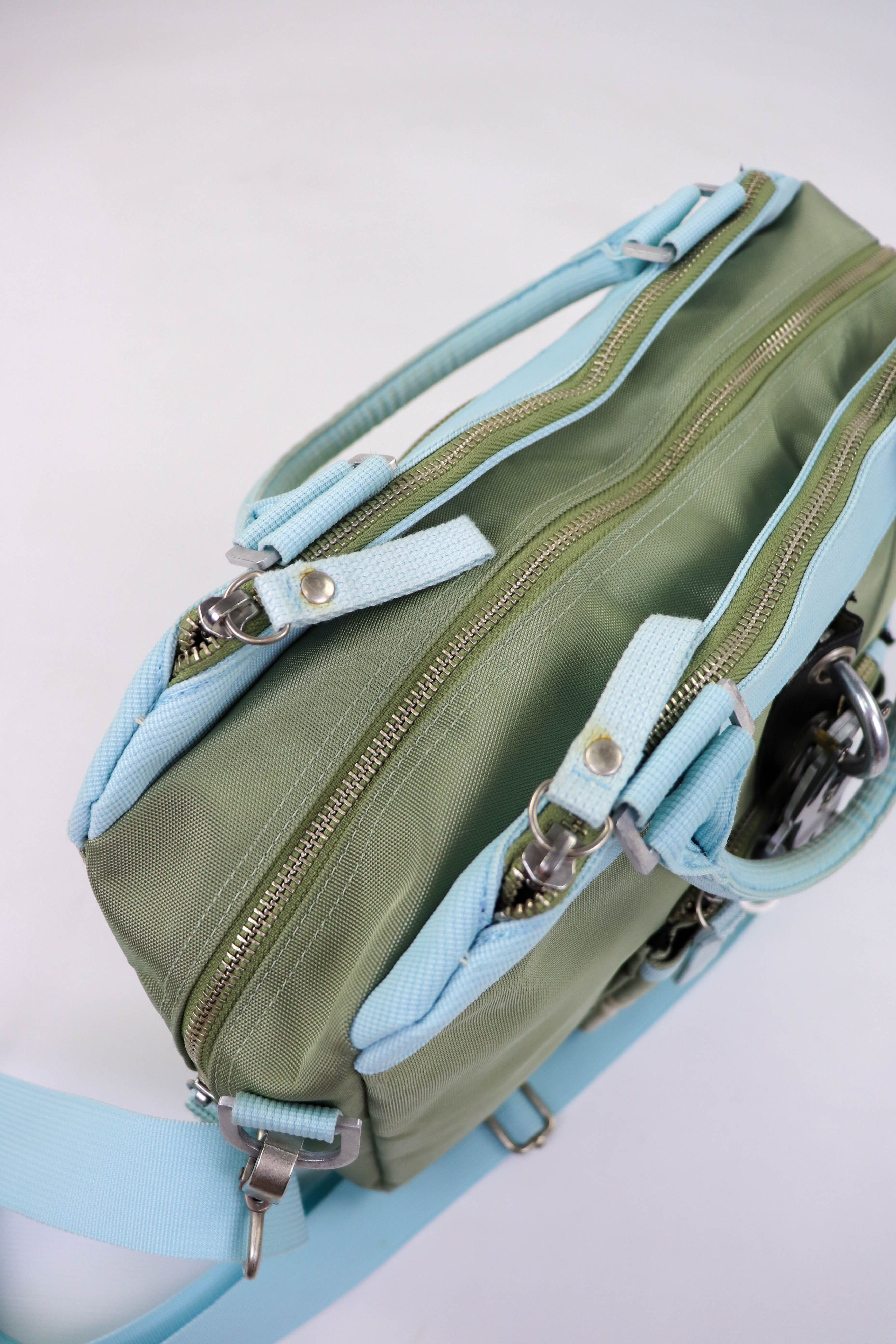 Japanese Brand GGL George Gina & Lucy Khaki Olive Nylon Cargo Shoulder Bag Size ONE SIZE - 8 Thumbnail
