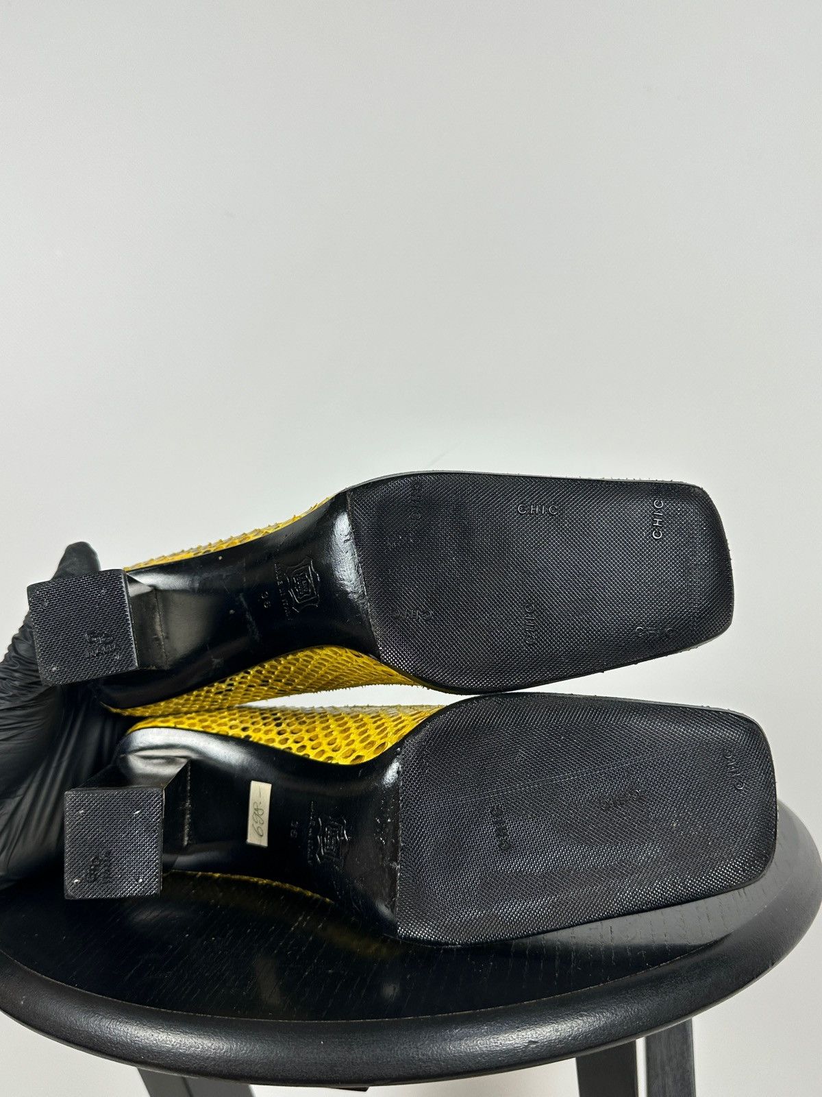 Dolce & Gabbana Vintage Dolce & Gabbana Snakeskin Block Heel Pumps Size US 6 / IT 36 - 21 Thumbnail