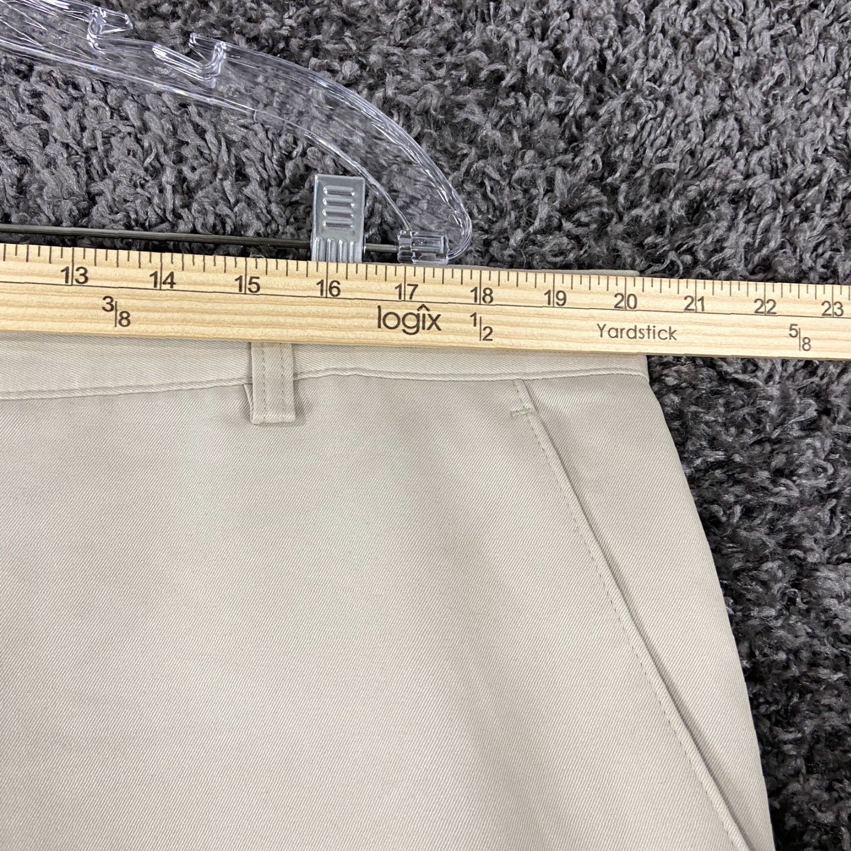 Izod IZOD Golf Beige Shorts Men’s 40 Size US 40 / EU 56 - 6 Thumbnail