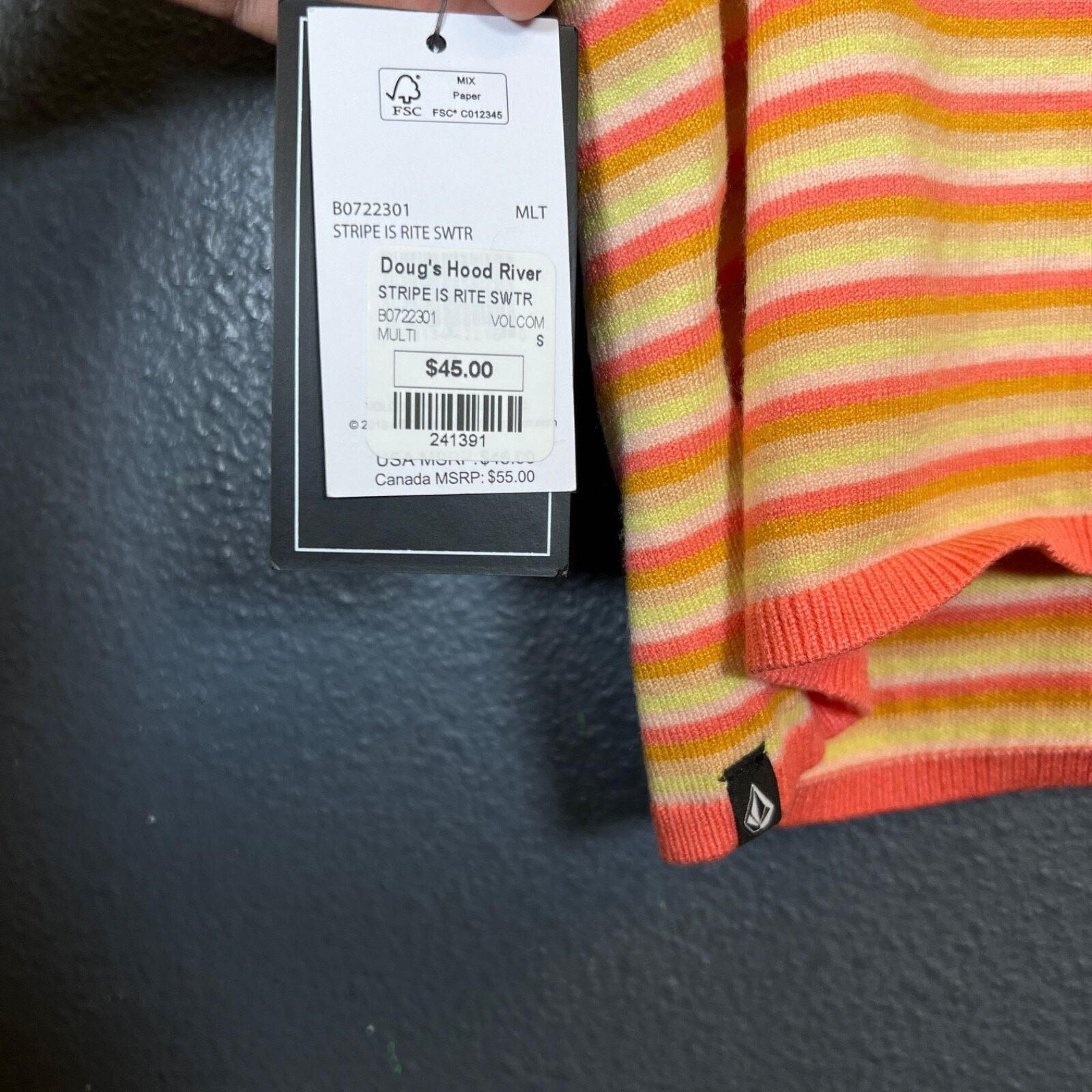 Volcom Volcom S women’s top yellow pink new sleeveless t-shirt tee Size S / US 4 / IT 40 - 4 Thumbnail
