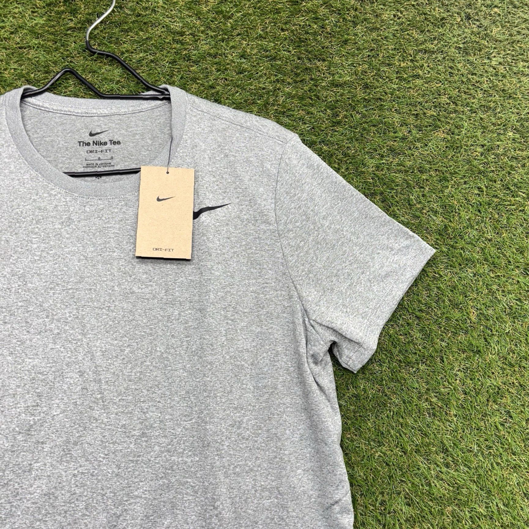 Nike Nike Dri-Fit Shirt Womens Large DX0687 Thin Stretch Polyester Legend Tee NWT Size L / US 10 / IT 46 - 2 Thumbnail