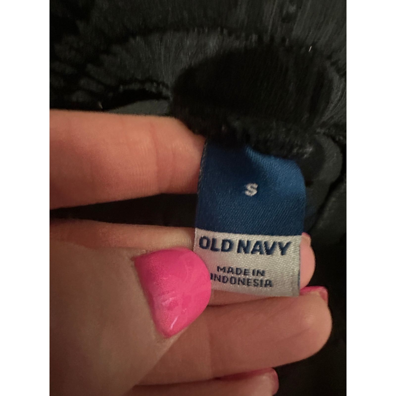 Old Navy Old Navy Black Extra High Waisted French Terry 5'' Shorts Size 24" / US 00 / IT 34 - 3 Thumbnail