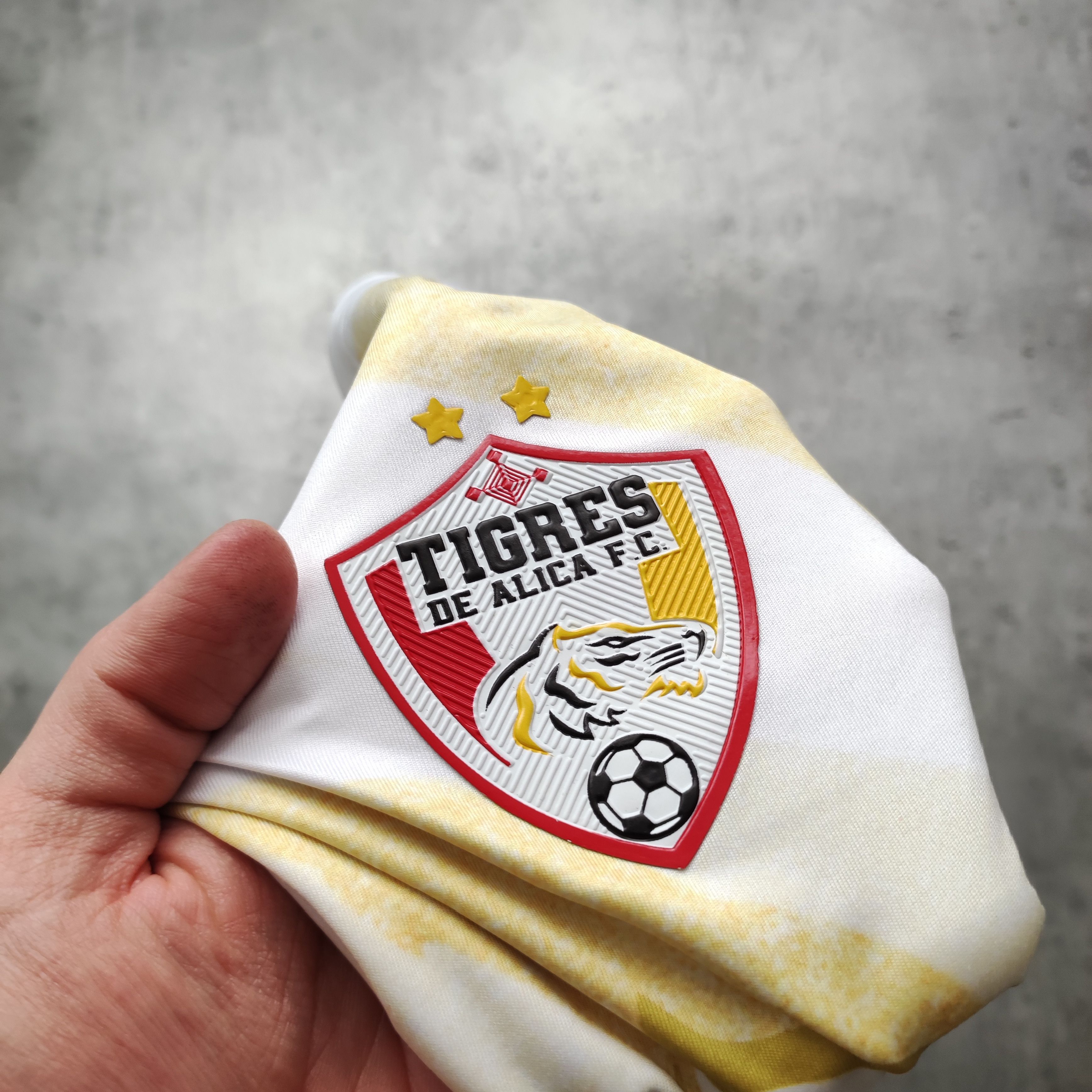 Other RARE Tigres De Alica FC Away 2022/23 Football Jersey Size US M / EU 48-50 / 2 - 5 Thumbnail