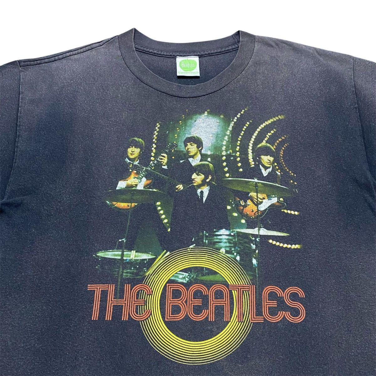 Band Tees Rare‼️🔥Vintage Y2K The Beatles Green Apple Records T-Shirt Size US M / EU 48-50 / 2 - 3 Thumbnail
