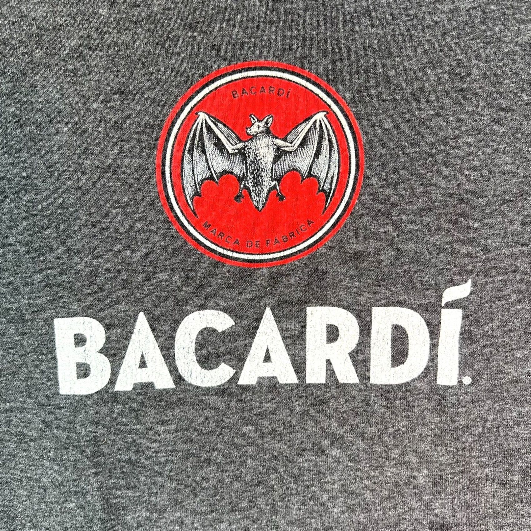 Vintage BACARDÍ Graphic Print Gray T-Shirt Size L Men Crew Neck Cotton Long Sleeve Size US L / EU 52-54 / 3 - 2 Thumbnail