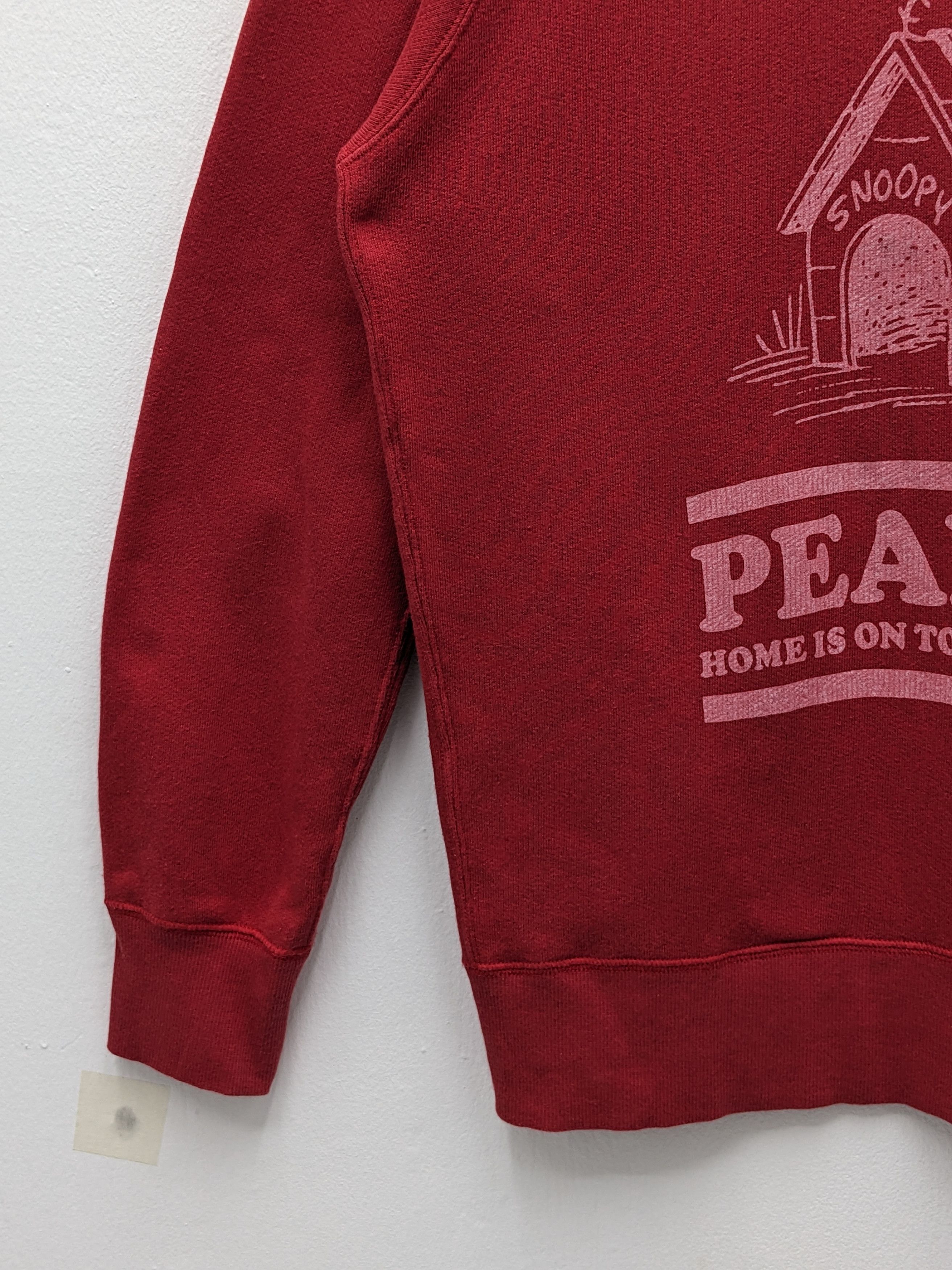 Cartoon Network × Uniqlo Japanese Brand Red Peanuts Snoopy Doghouse Graphic Raglan Size US L / EU 52-54 / 3 - 5 Thumbnail