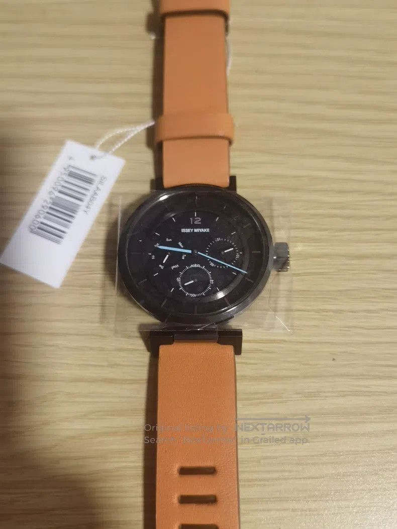 Issey Miyake Issey Miyake Watch with Black Dial and Orange Leather Stra Size ONE SIZE - 3 Thumbnail