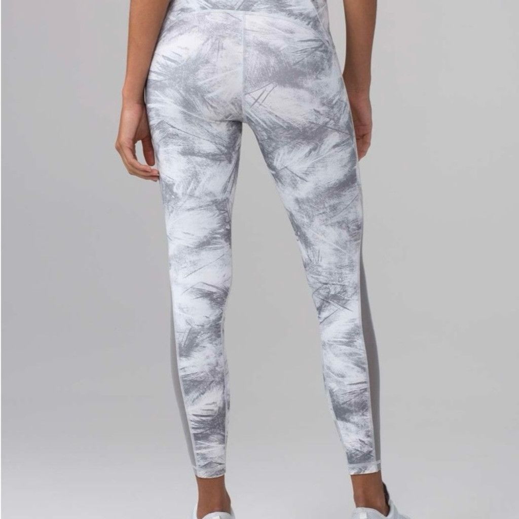 Lululemon Lululemon Train Times 7/8 Length | EUC | Sz 6 Size 28" / US 6 / IT 42 - 3 Thumbnail