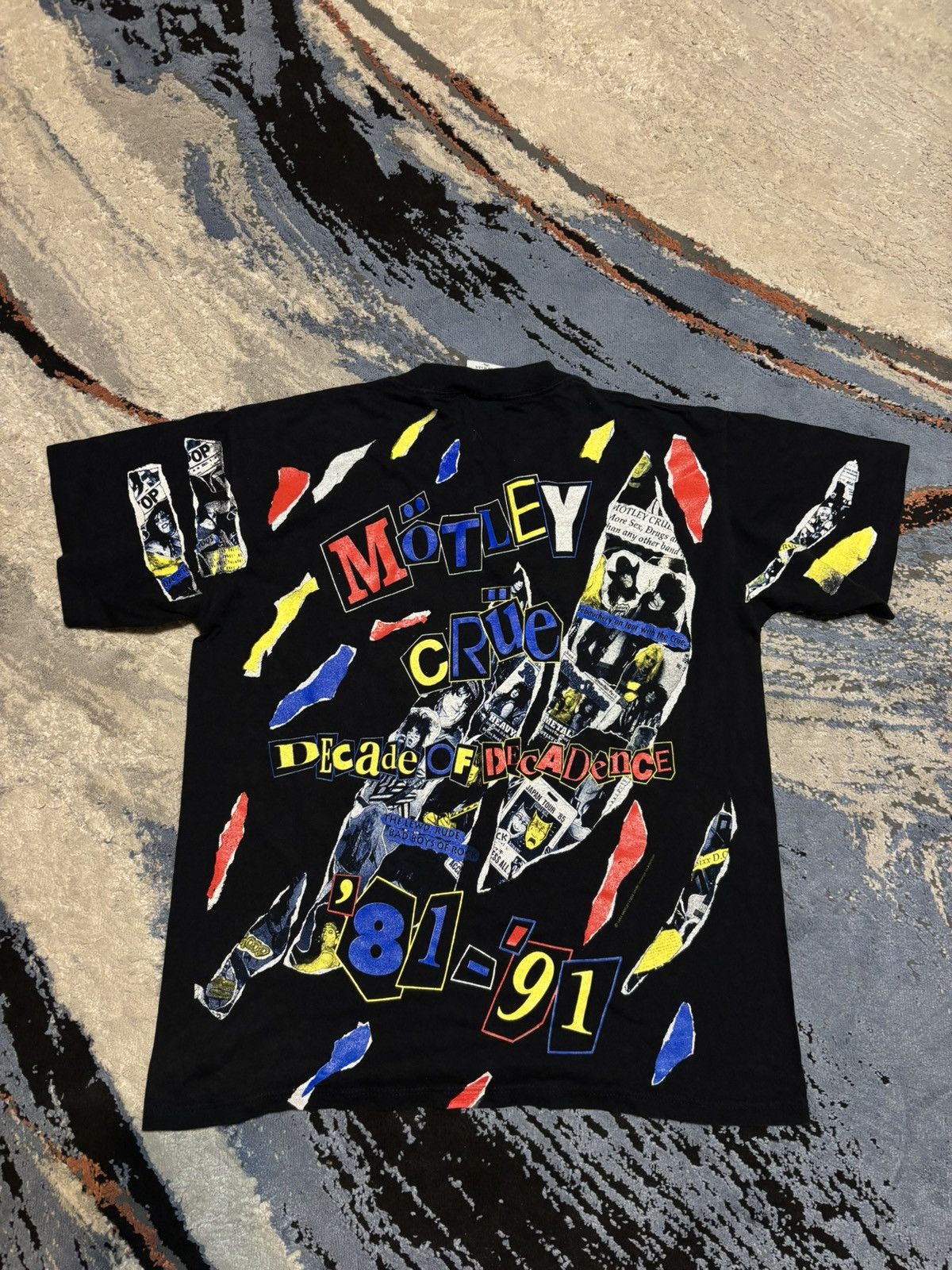 Other Motley Crue decade of decadence black print tshirt Size US XL / EU 56 / 4 - 4 Thumbnail