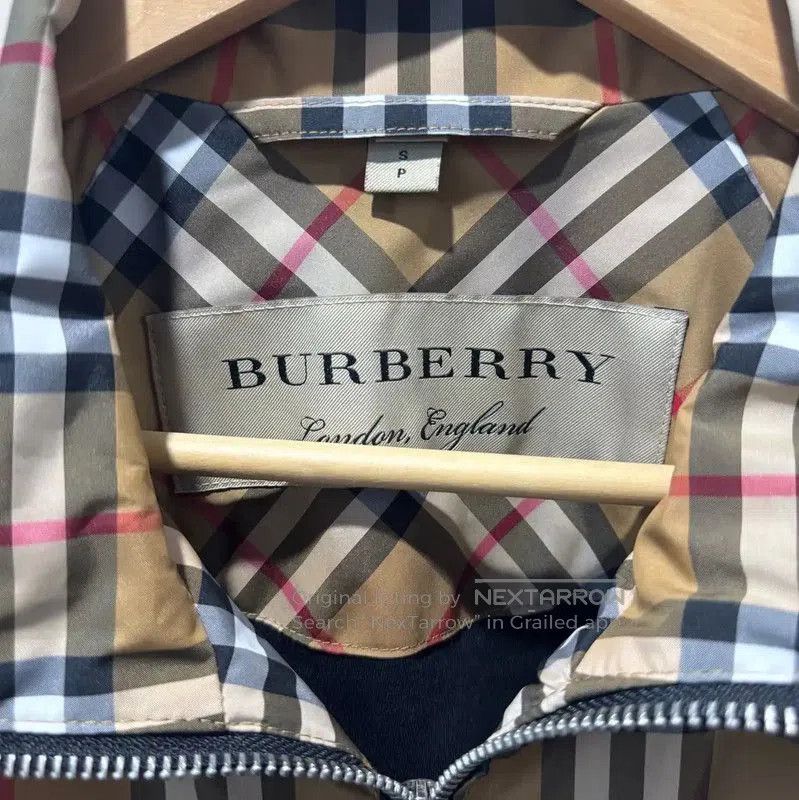 Burberry Burberry Yellow Long Sleeve Cardigan. Size S / US 4 / IT 40 - 4 Thumbnail