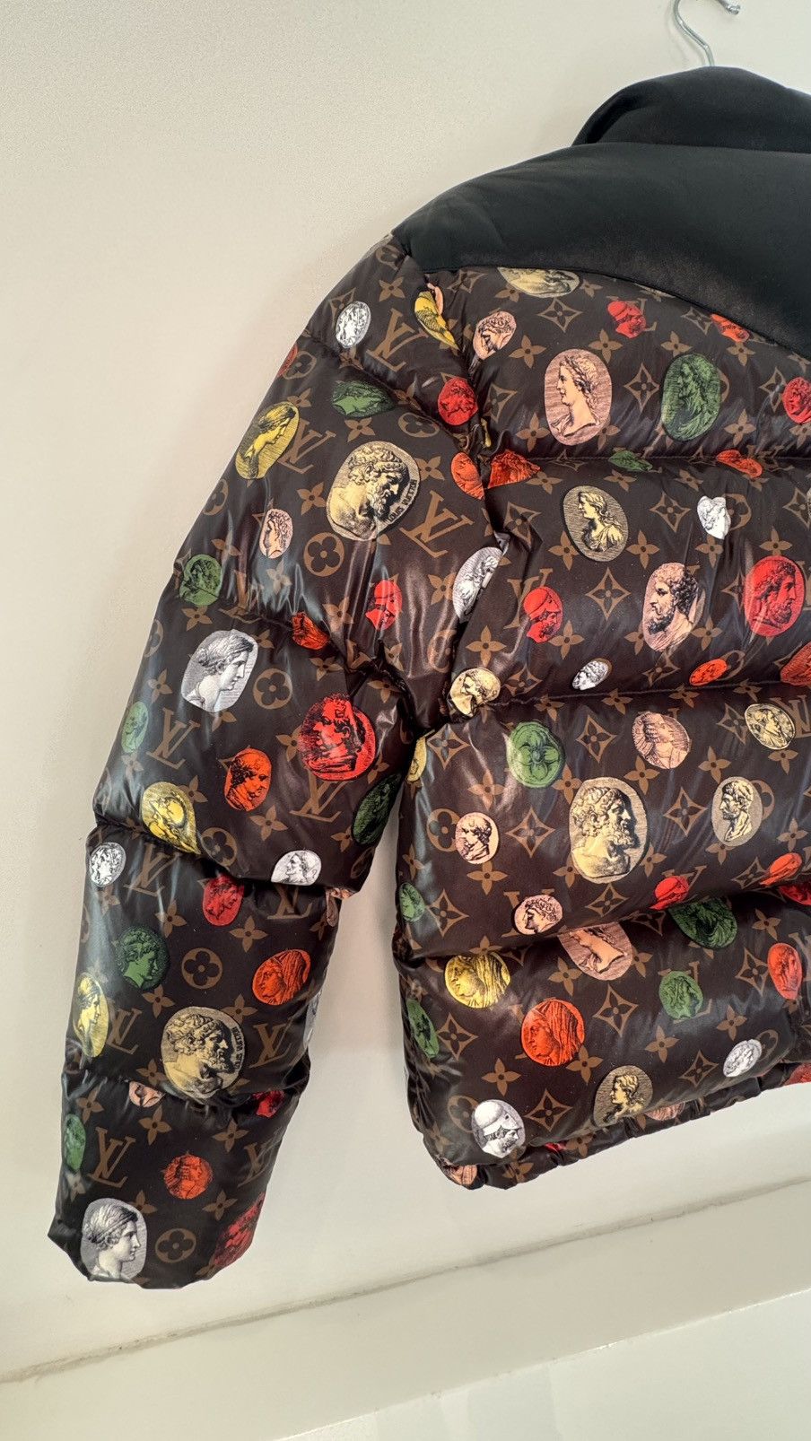 Louis Vuitton Louis Vuitton x Fornasetti Down Puffer Jacket Size XS / US 0-2 / IT 36-38 - 12 Thumbnail