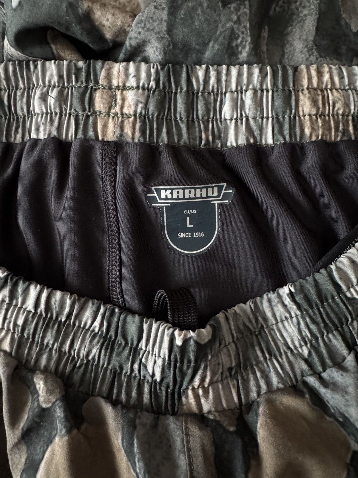Karhu 🔥🔥 Karhu Leaf Print Shorts Size US 34 / EU 50 - 7 Thumbnail