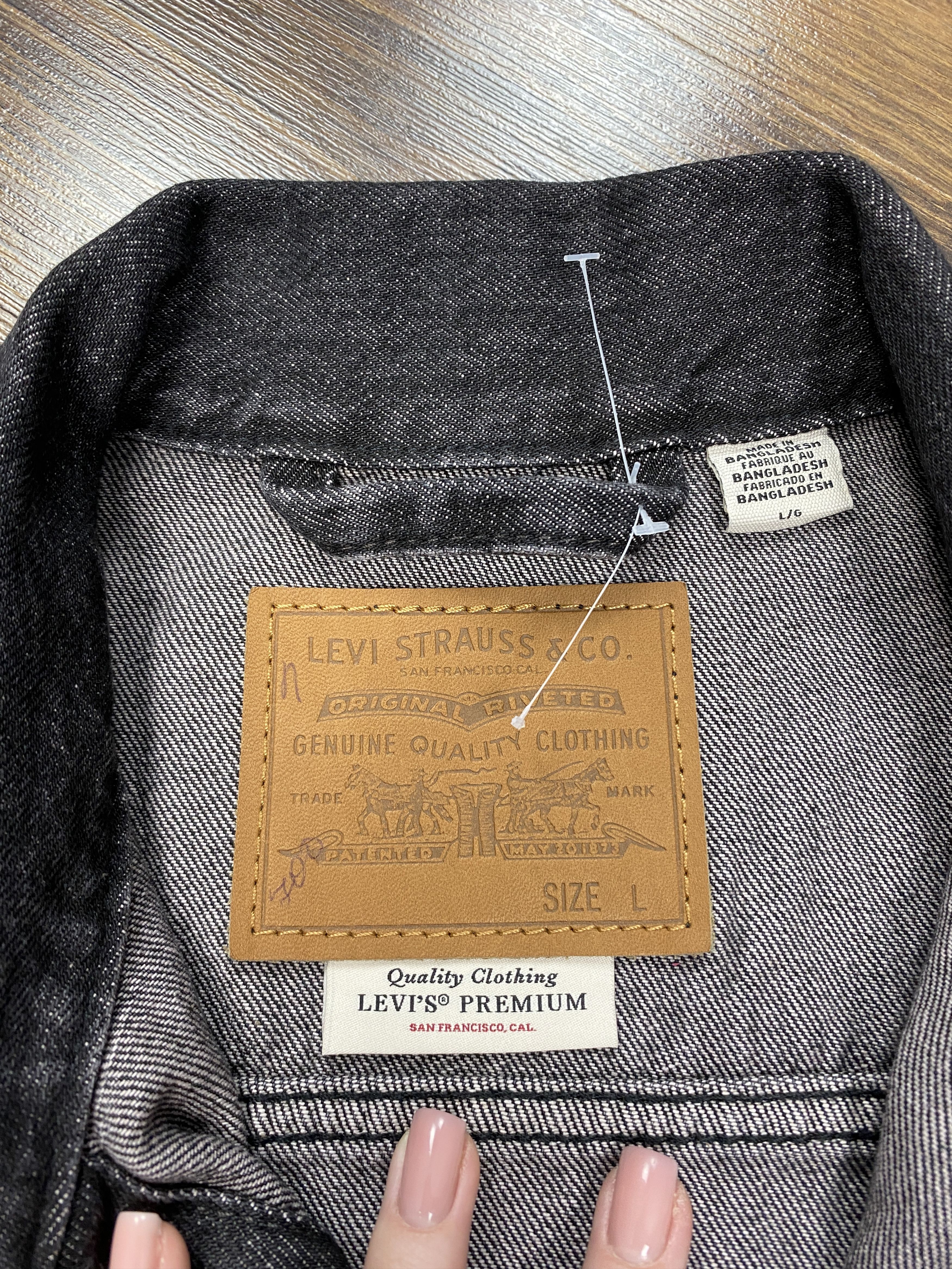 Levi's Levi's Premium Denim Big E Mens Denim Jacket Size US L / EU 52-54 / 3 - 4 Thumbnail