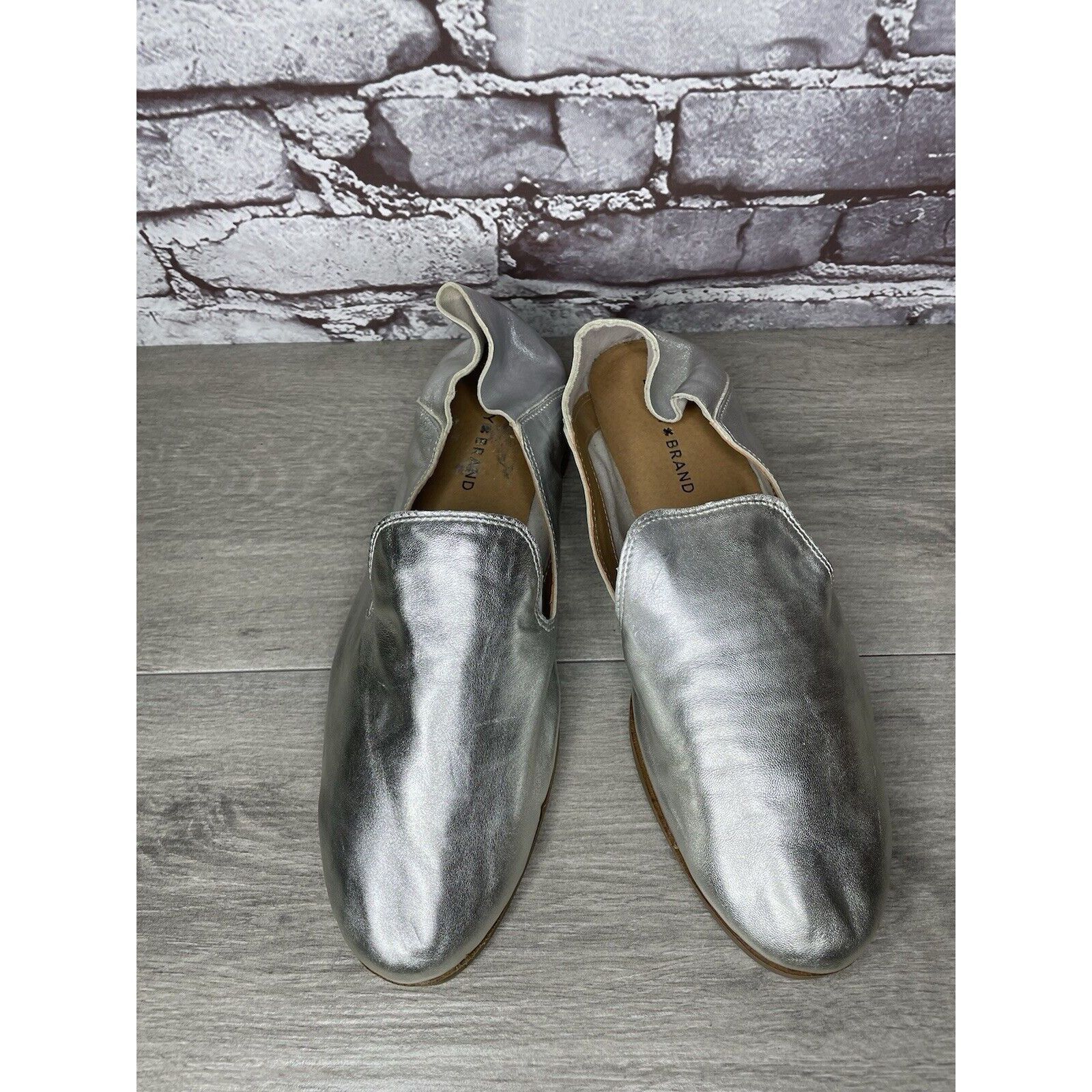 Lucky Brand Lucky Brand Metallic Silver Leather Slip On Loafers Flats Sh Size US 11 / IT 41 - 11 Thumbnail
