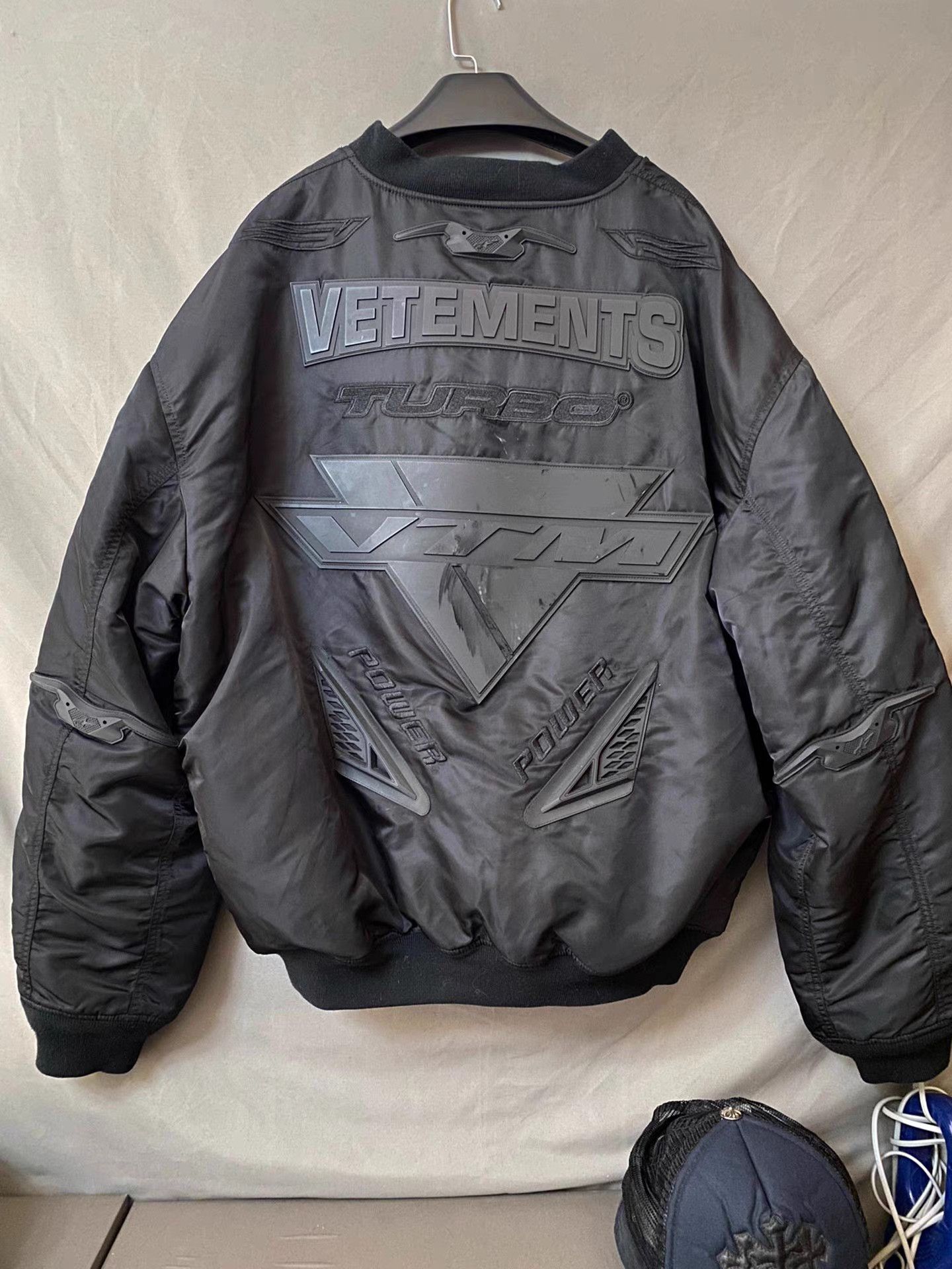 Vetements Vetements 23AW Bomber Racing Jacket Padded Coat Size US XL / EU 56 / 4 - 2 Thumbnail