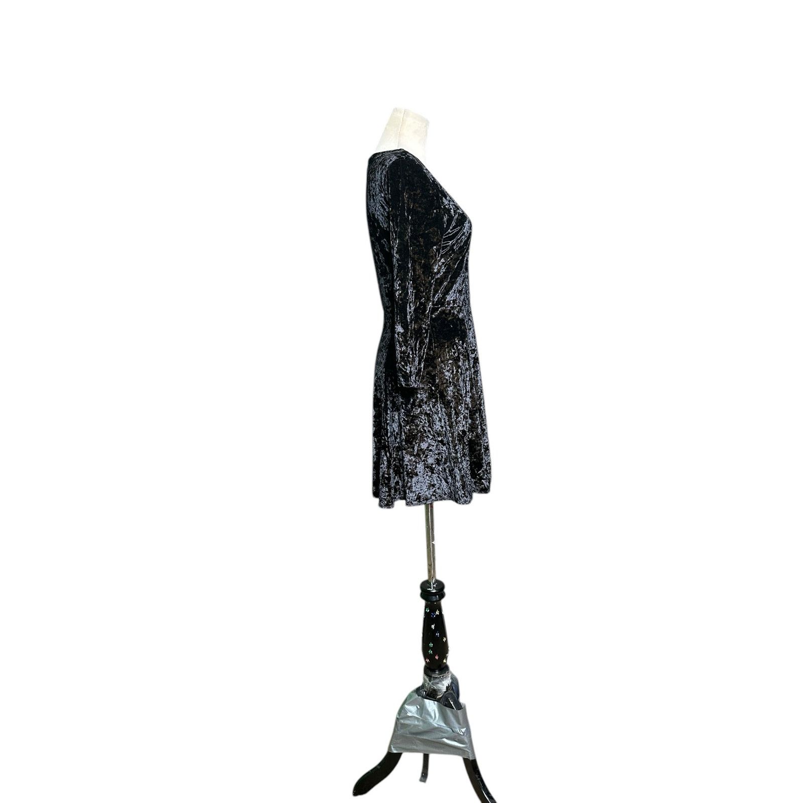 Nanette Lepore Nanette Lepore velvet fit and flare mini dress size M Size M / US 6-8 / IT 42-44 - 9 Thumbnail