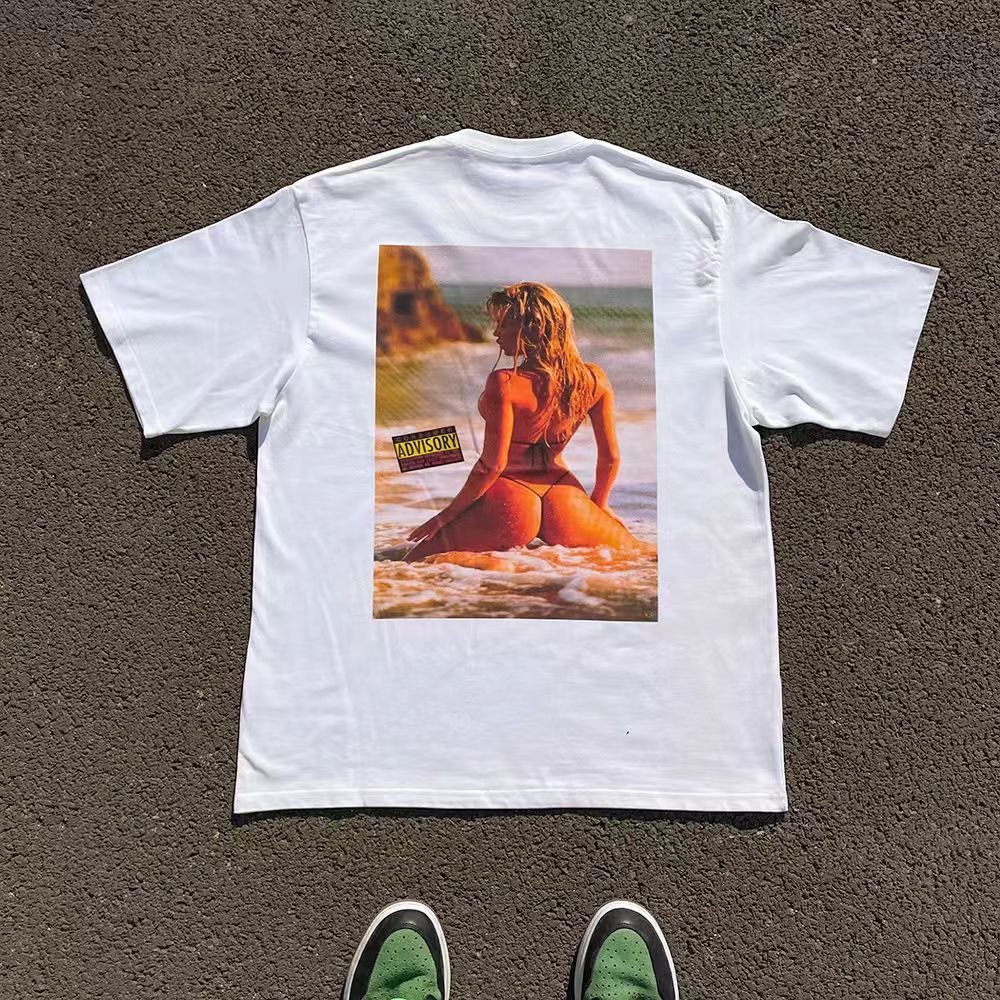 Vintage American street style sexy bikini pattern loose tshirt Size US L / EU 52-54 / 3 - 2 Thumbnail