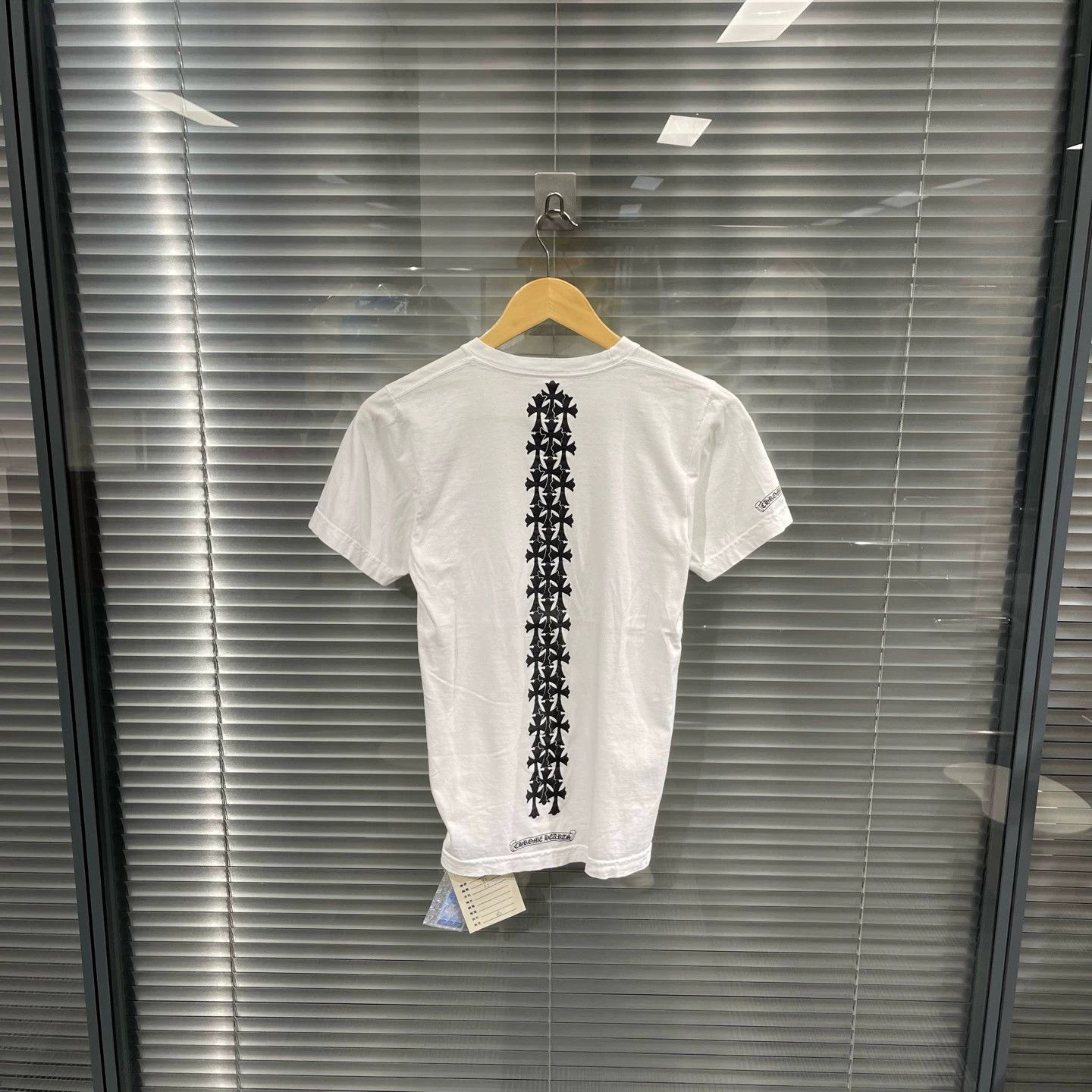 Chrome Hearts Chrome Hearts White Back Logo Dragon Bone Short Sleeve XS Size XS / US 0-2 / IT 36-38 - 1 Thumbnail