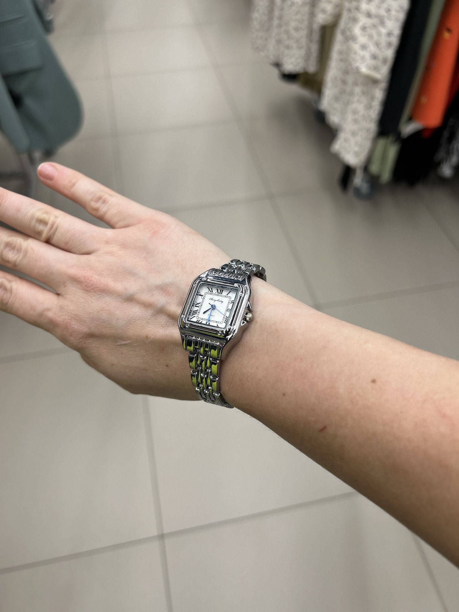 Other Vintage 90s vintage retro luxury style quartz silver watch Size ONE SIZE - 4 Thumbnail