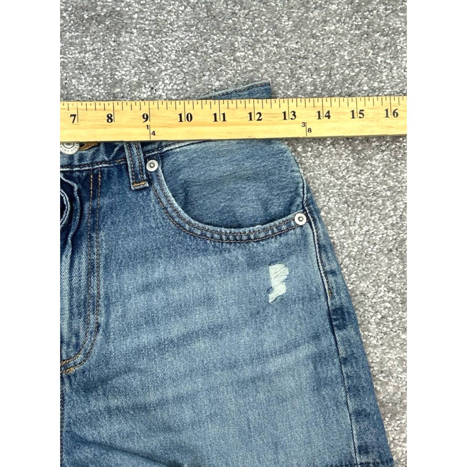 Uniqlo Uniqlo Shorts Womens 24 Blue Cut Off Distressed Denim High Rise Frayed Hem New Size 42" / US 20 - 5 Thumbnail