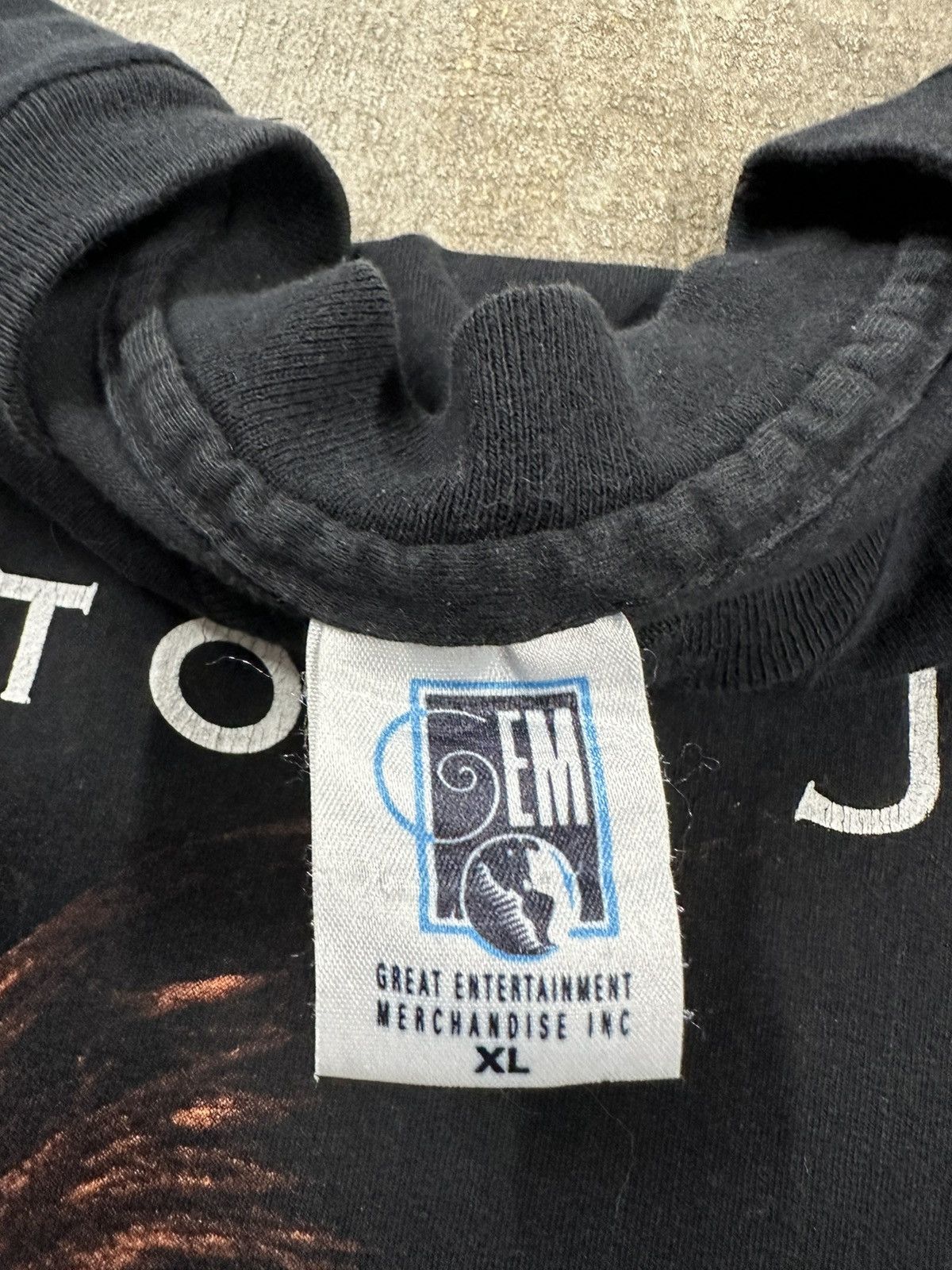 Band Tees Vintage 90s Elton John Born In The UK Graphic Band T-Shirt Size US XL / EU 56 / 4 - 15 Thumbnail